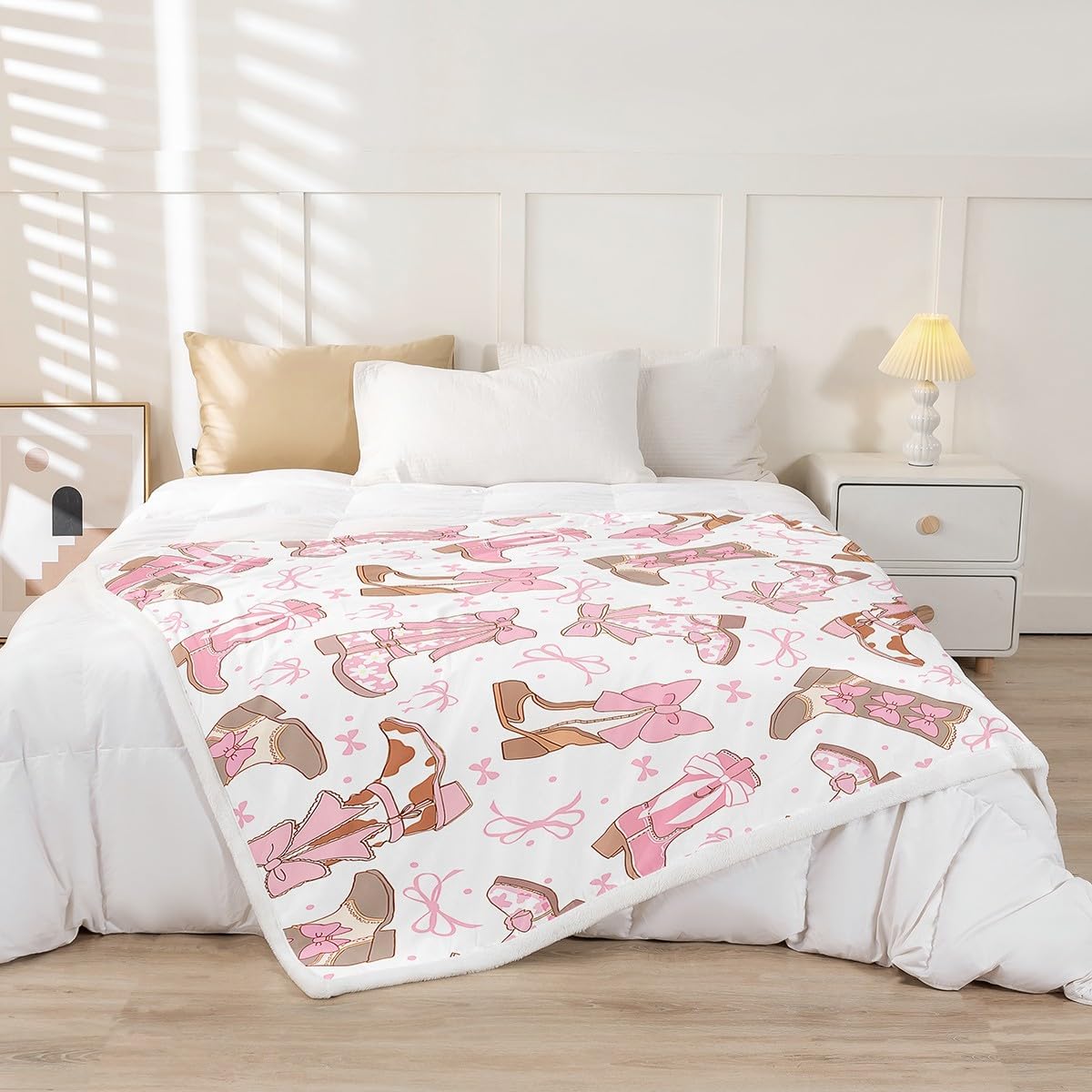 Feelyou Pink Western Sherpa Blanket Cowgirl Cowboy Boots Fleece Throw Blanket for Bed Sofa Couch Kids Boys Room Decor Cute Bowknot Dreamy Princess Style Plush Blanket Throw 50"x60" Girly Fuzzy Blanket
