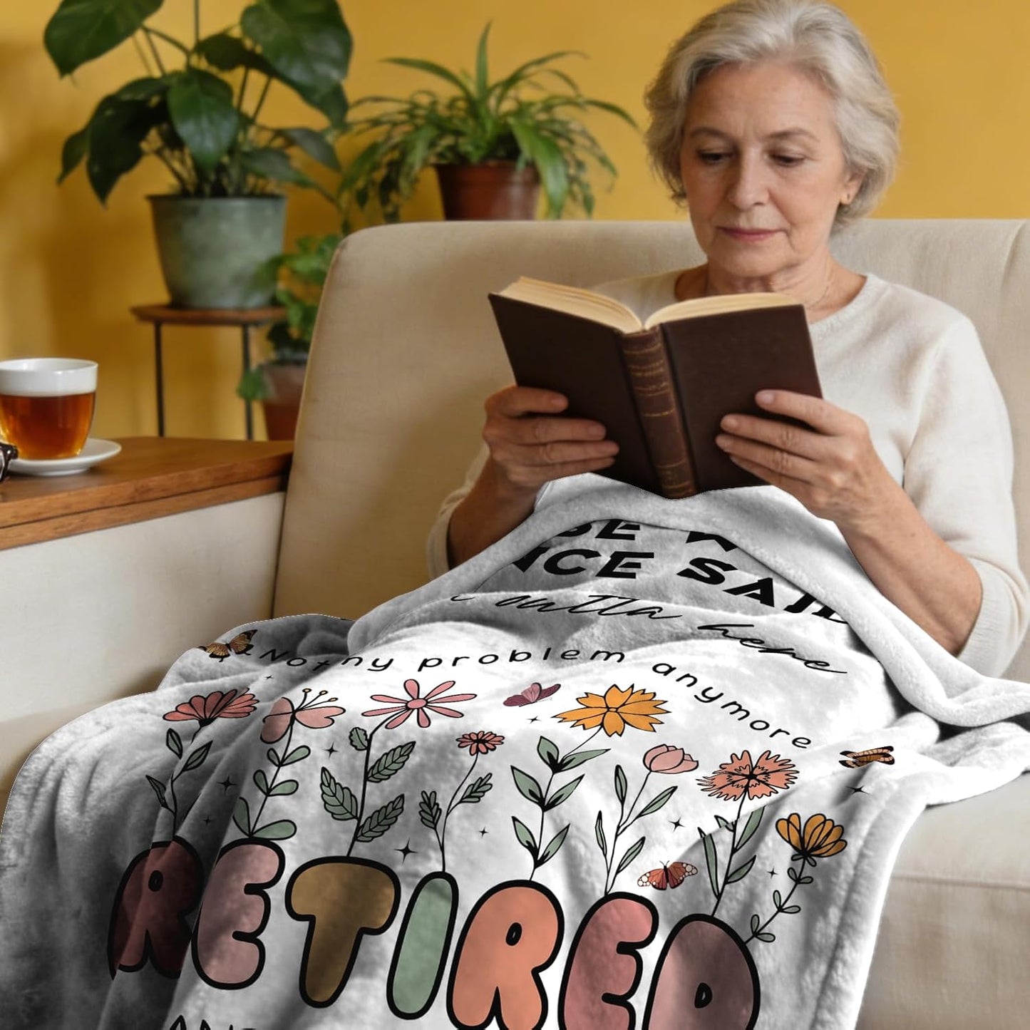 Retirement Gift for Woman 2026 Blanket 60" x 50", Retirement Gifts for Women Teacher Nurse, Farewell Going Away Goodbye Gifts for Coworker Retirees, Happy Retired Gift for Mom Grandma Sister