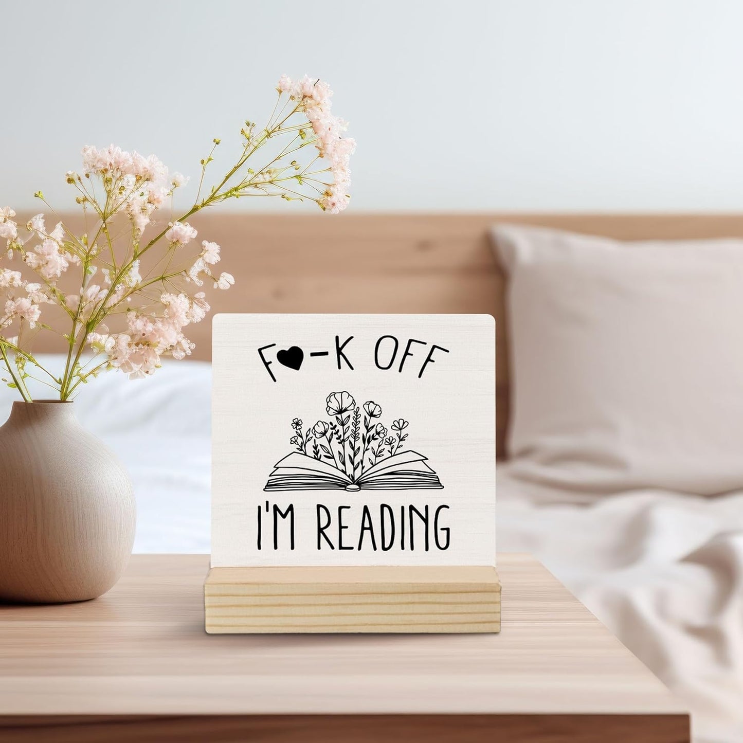 Book Lovers Gifts Desk Decor, Funny I'm Reading Decorative Signs & Plaques, Book Reader Bookworm Gifts Desk Sign with Wooden Stand for Reading Room Corner Nook Library Shelf Table Decor