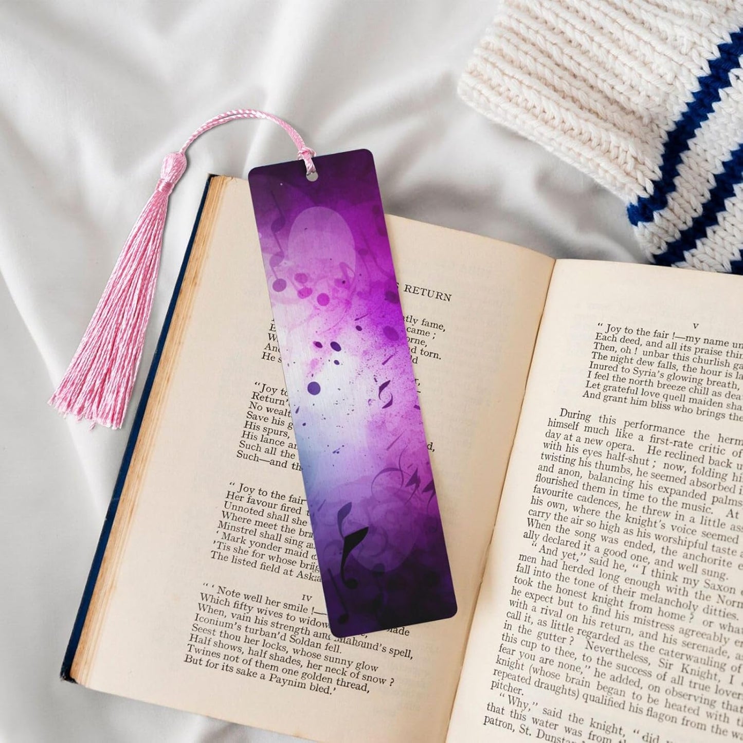 Purple Gradient Background Bookmarks Gifts for Women Men, Wooden Bookmarks for Book Lovers, Vintage Book Marks Ornaments with Tassel, Unique Personalized Reading Page Markers Pink