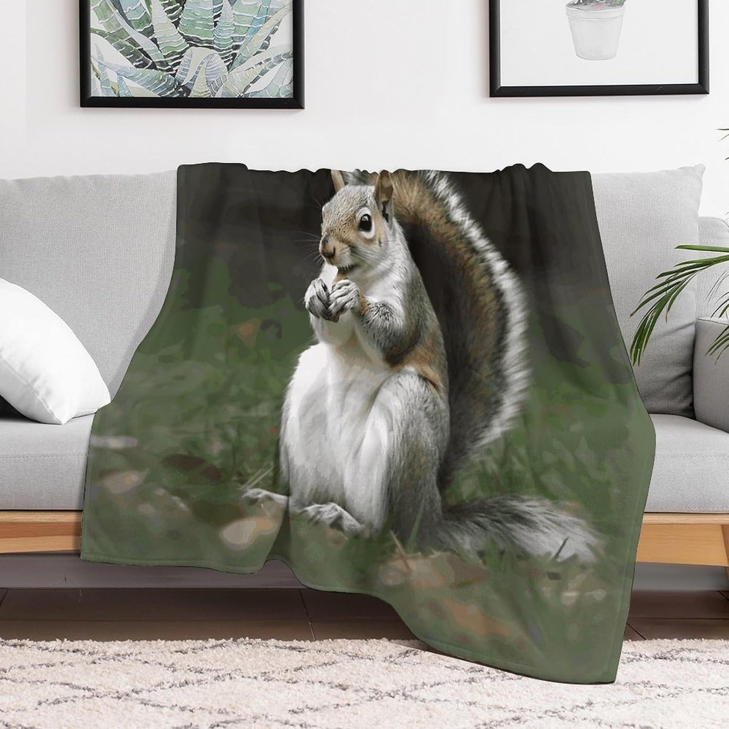 Squirrel Blanket Super Soft Lightweight Throw Blanket Cute Cozy Warm Bed Blanket Decorative Fuzzy Blanket All-Season Home Decor Gift for Sofa Couch Living Room 40"*50" （100 * 130cm）