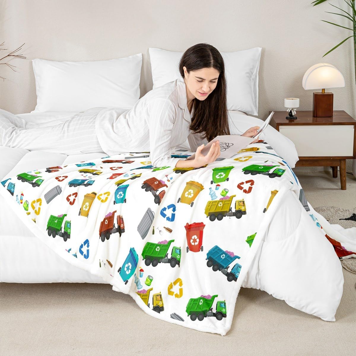 Garbage Truck Kids Throw Blanket,Cartoon Trash Truck Transport Vehicles Bed Blanket,Boys Girls Adults Room Decor,Trash Can Chic Fleece Blanket,Colorful Bright Fuzzy Blanket,Twin Size (60 x 80 Inches)