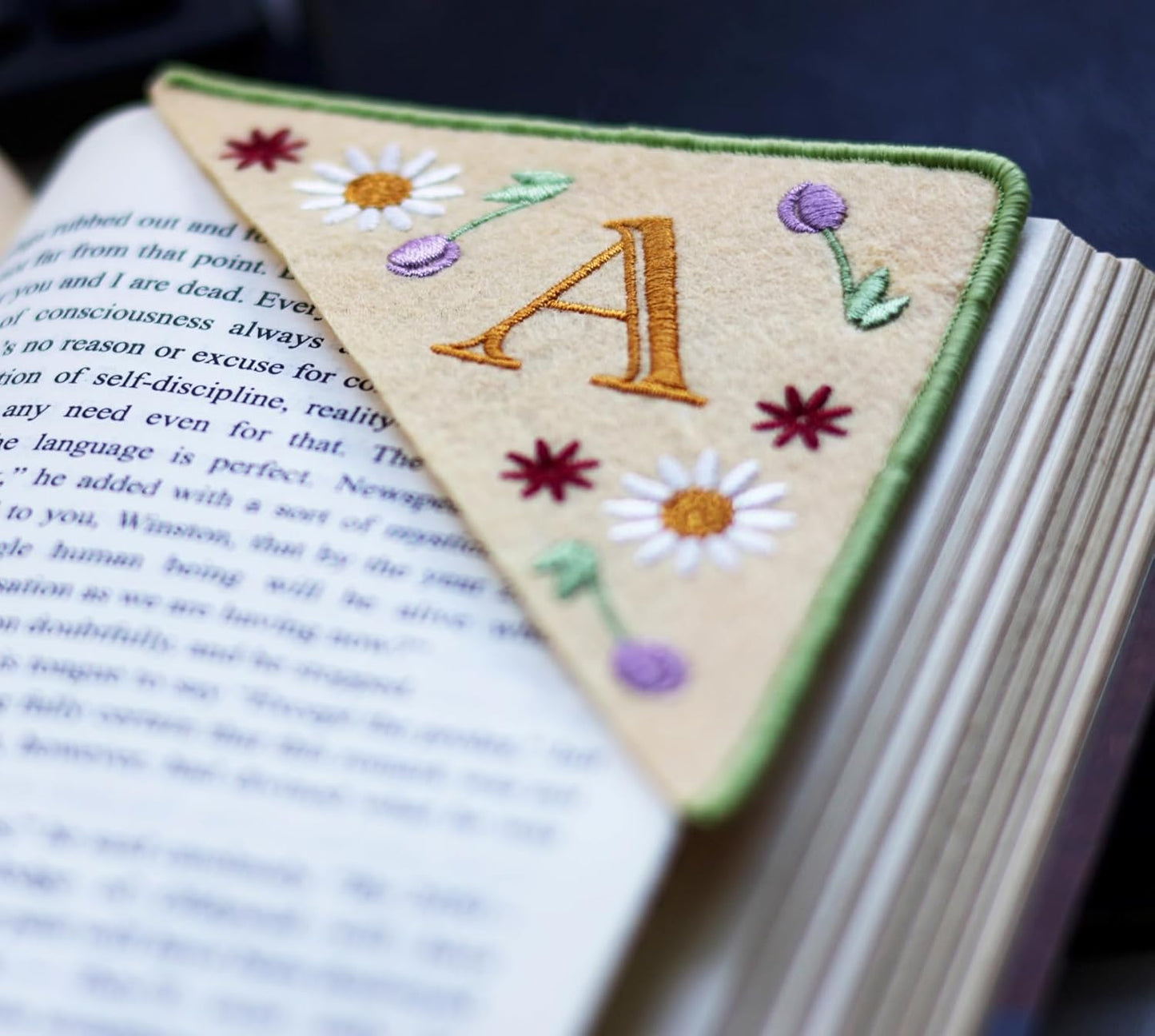 Personalized Embroidered Corner Mark, 4 Pack, Finished Initial Felt Bookmark Corner, Gift for Book Lover