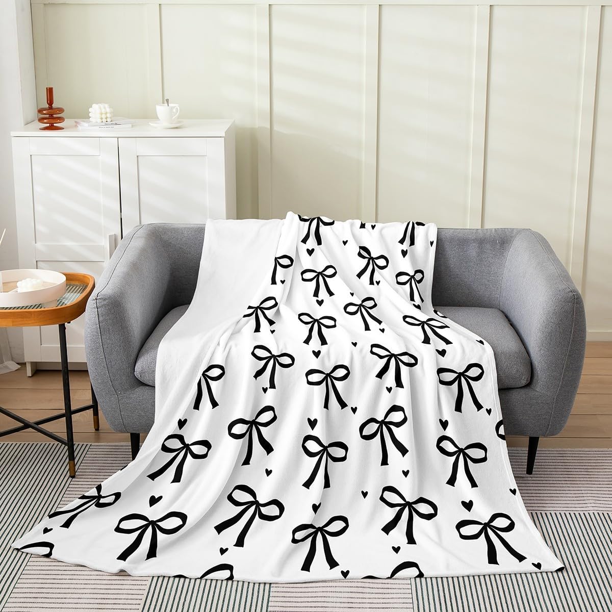 Feelyou Kids Black Bowknot All Season,Bed Blanket,Girls Love Hearts Bow Plush Throw Blanket, Throw 50"x60",Princess Bedroom Room Decor,Bowknot Flannel Fleece Blanket,Romantic Bow