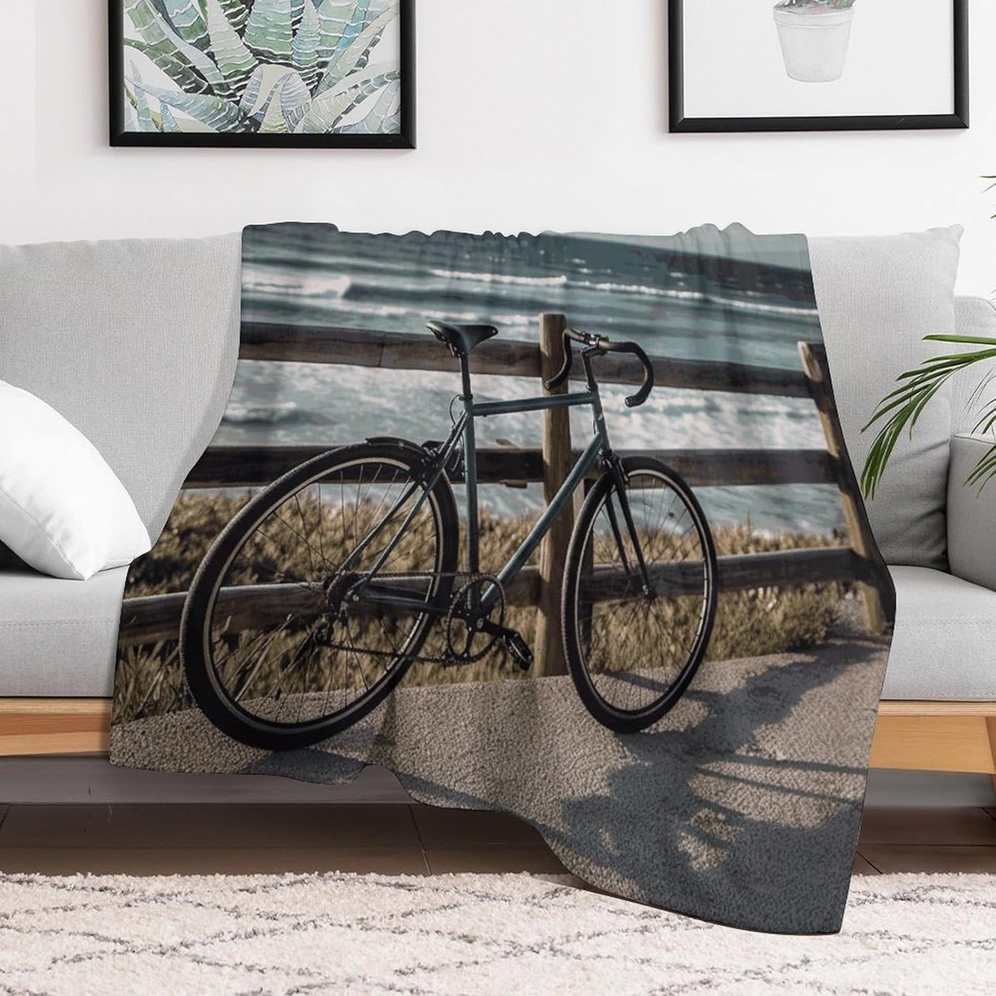 Bicycle Leaning on Fence Throw Blanket for Couch Super Soft Warm Lightweight Throw Blankets Cozy Flannel Bed Blanket Cute Decorative Blankets for All Seasons Home Decor Gift 40"*50" （100 * 130cm）