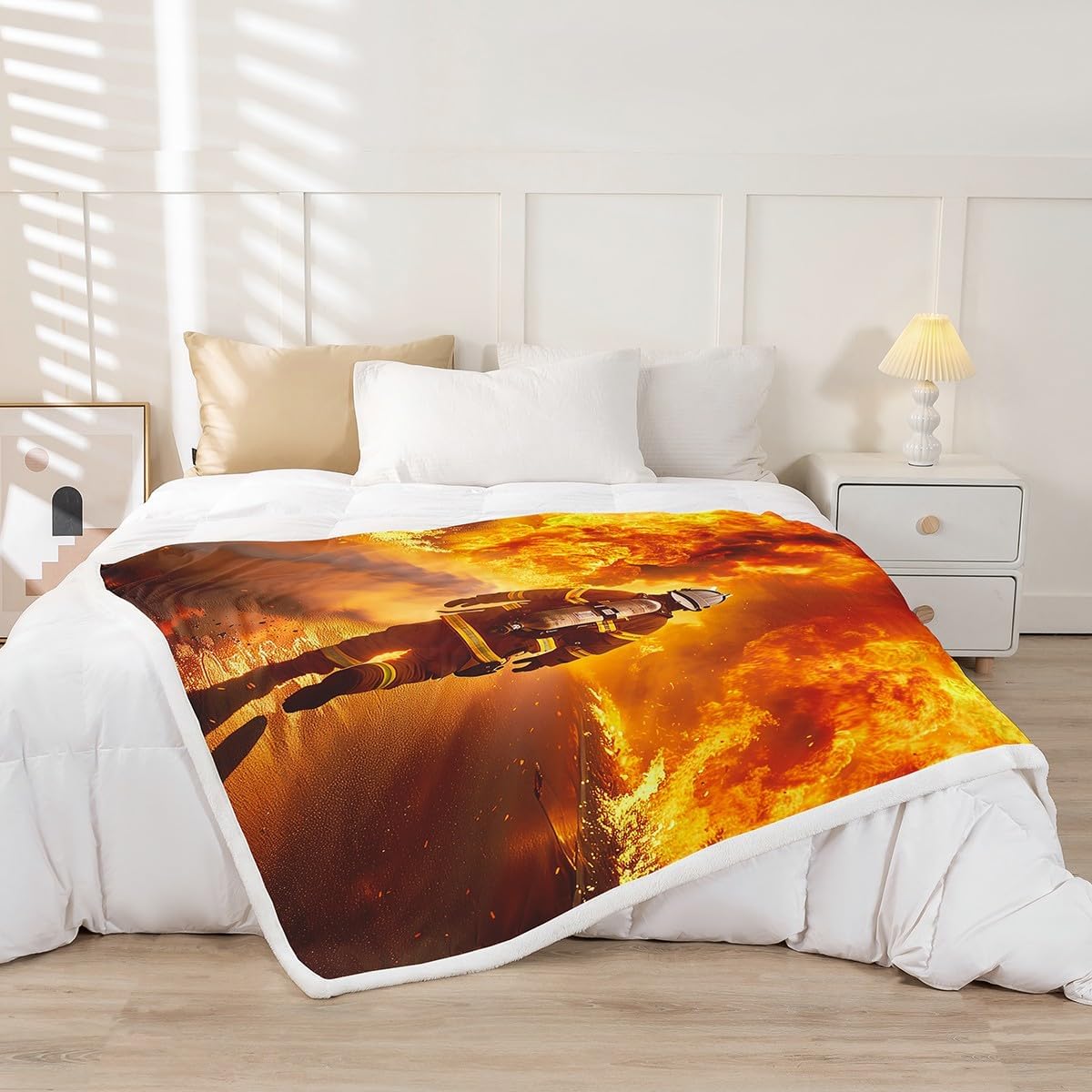 Fireman Sherpa Blanket Firefighter Printed Blanket for Sofa Couch Bed Burning Fire Fleece Throw Blanket Fire Fighting Hero Warm Flannel Blanket Room Decor Plush Fuzzy Blanket Twin 60"x80"