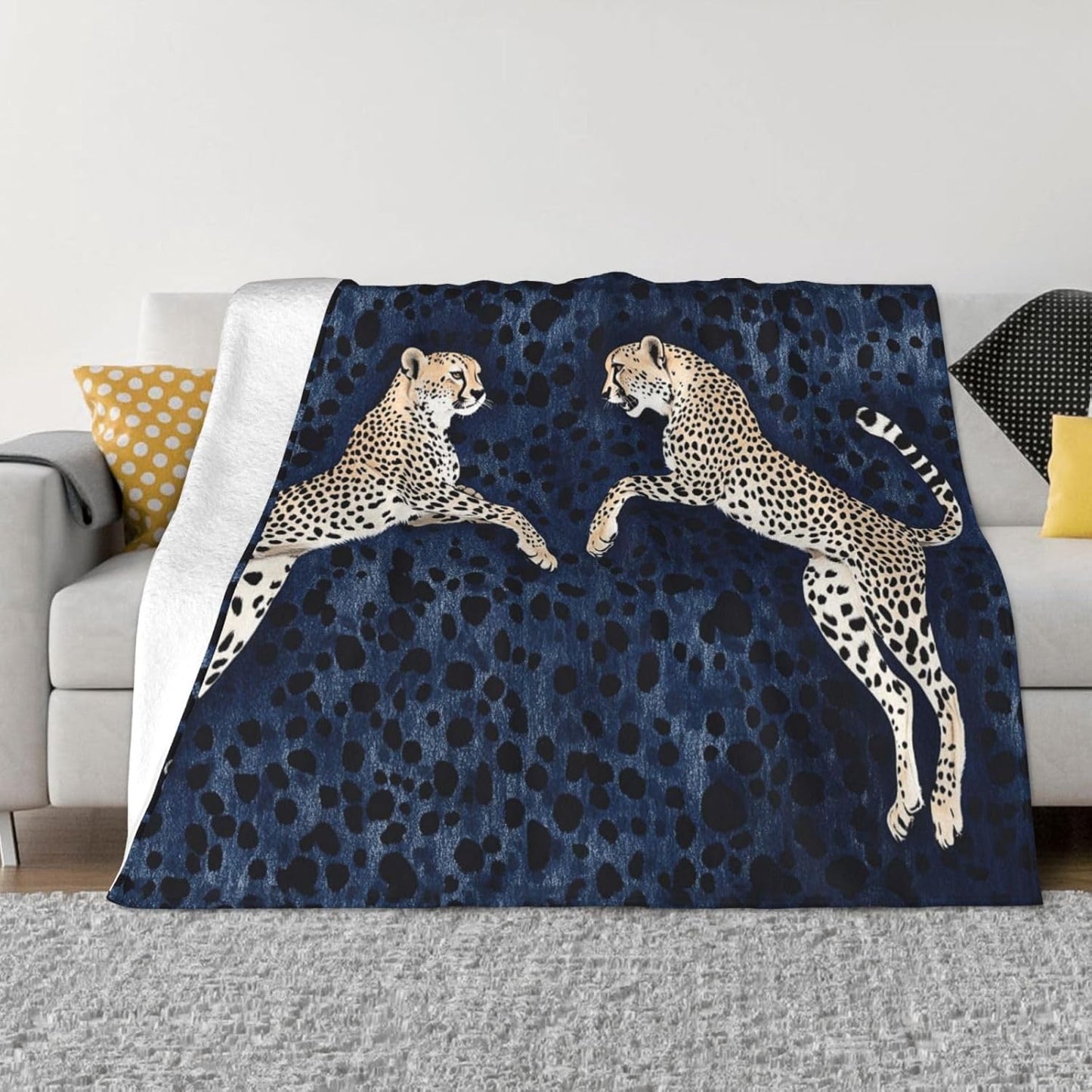 Leopard Blanket Cheetah Decor Animal Print Throw Blanket Gifts for Girls Boys Lovers Super Warm Soft Plush Lightweight Fleece Flannel Winter Bedding Blankets for Kids Adults Women Men 50"X40"