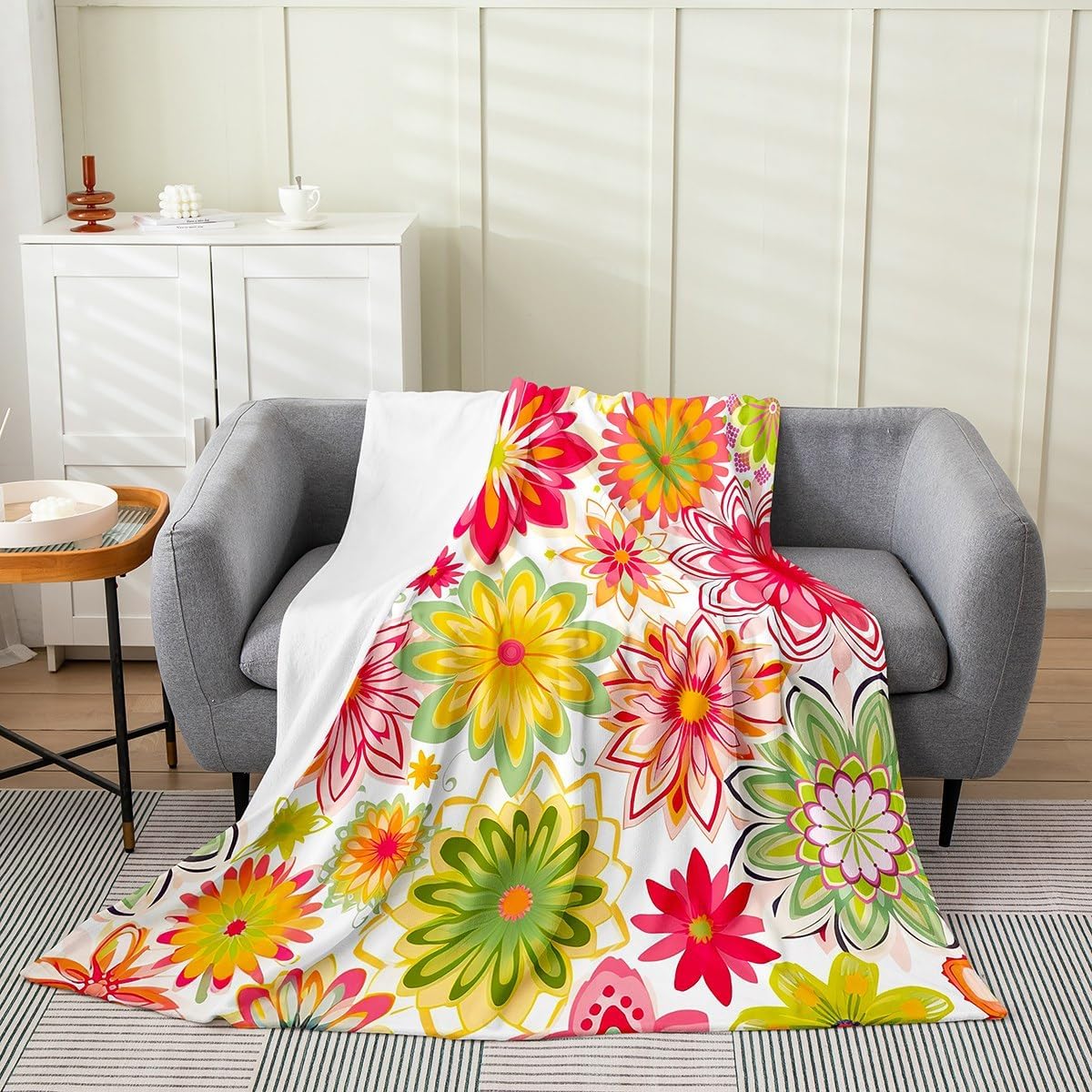 Vintage Floral Throw Blanket for Girls Bed Sofa Couch, 70S Retro Groovy Flower Fuzzy Blanket, Bohemian Disco Art Fleece Blanket, Boho Exotic Hippie Luxury Soft Cozy Plush Bed Blanket, Twin Size