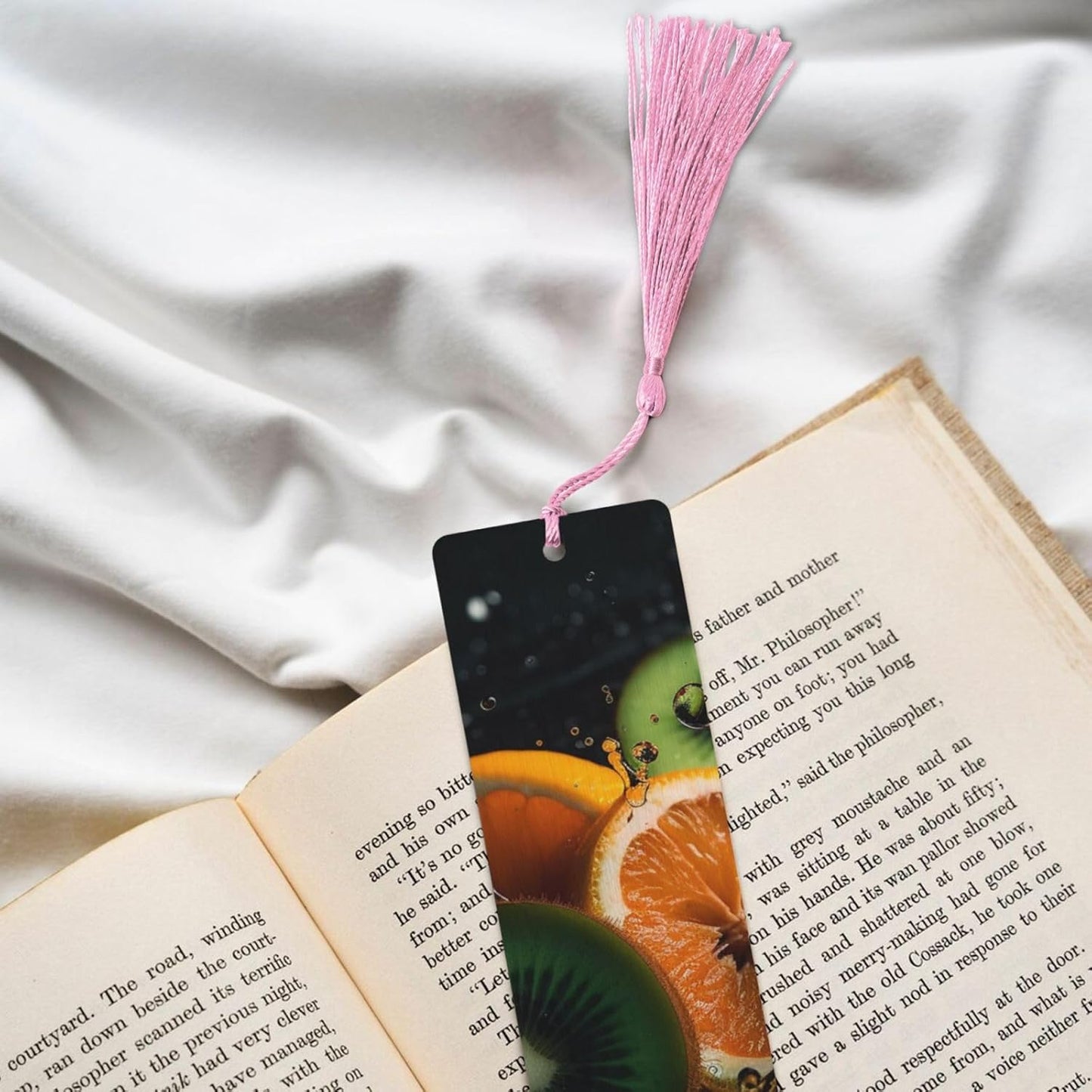 Kiwi and Orange Slices Bookmarks Gifts for Women Men, Wooden Bookmarks for Book Lovers, Vintage Book Marks Ornaments with Tassel, Unique Personalized Reading Page Markers Pink
