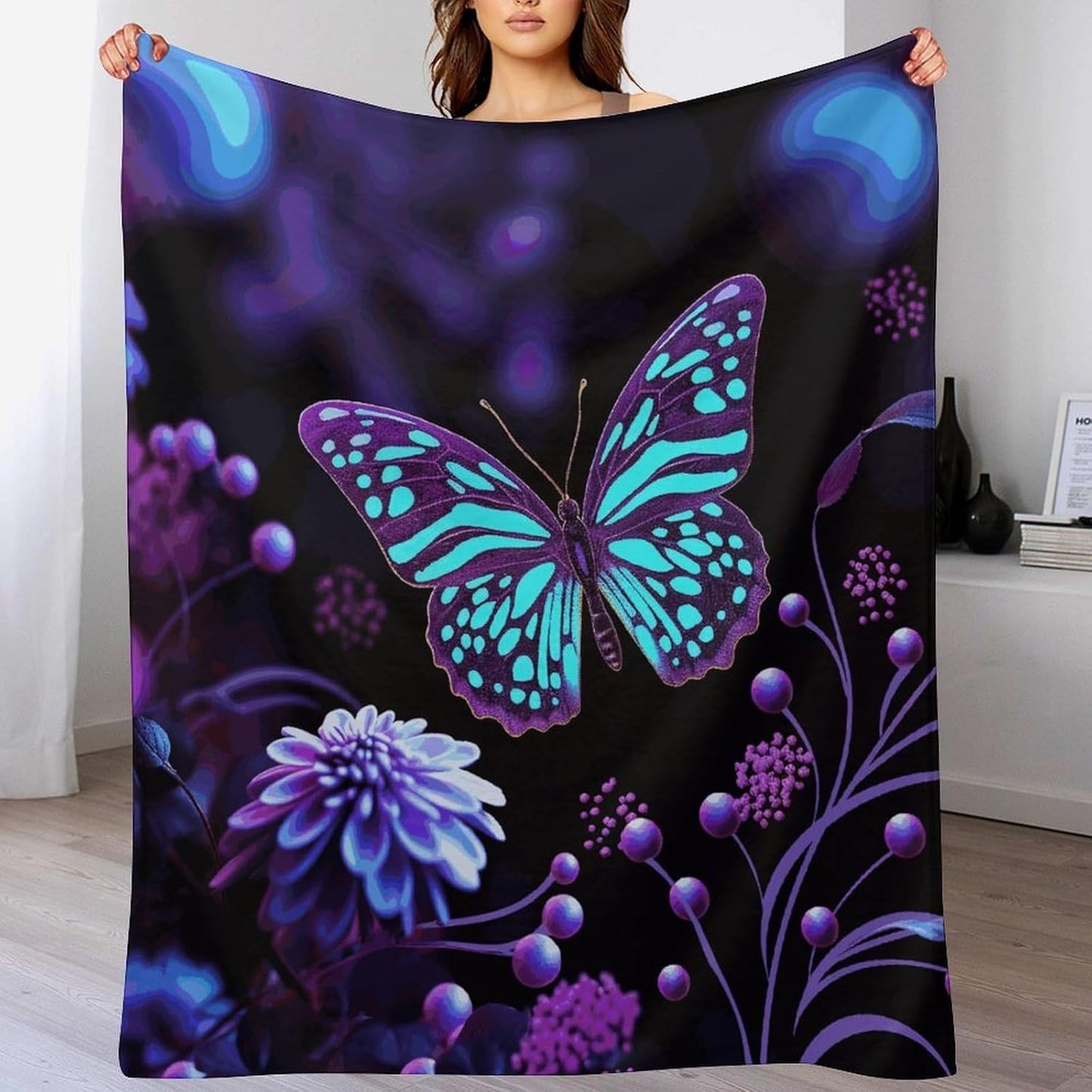 Purple Butterfly And Flowers Blanket Super Soft Lightweight Throw Blanket Cute Cozy Warm Bed Blanket Decorative Fuzzy Blanket All-Season Home Decor Gift for Sofa Couch Living Room 60"*80"（150*200cm）