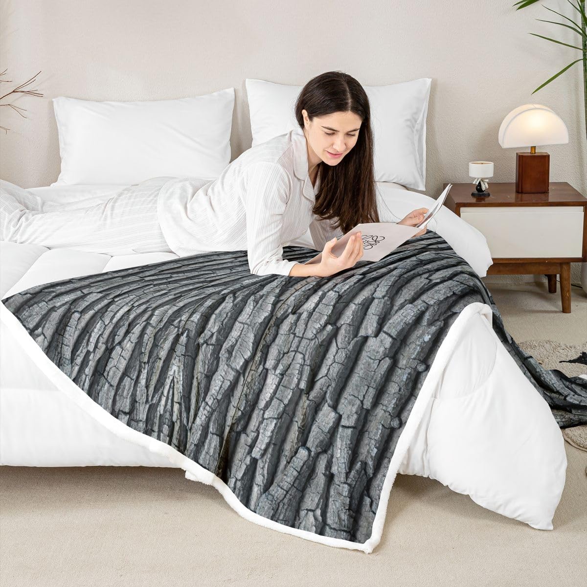 Feelyou Camouflage Sherpa Throw Blanket for Couch Dark Gray Tree Branch Camo Super Soft Cozy Fleece Botanical Blanket for Winter, Plush Throw Rustic Cabin Country Baby 30"x40" Nature Theme All Season
