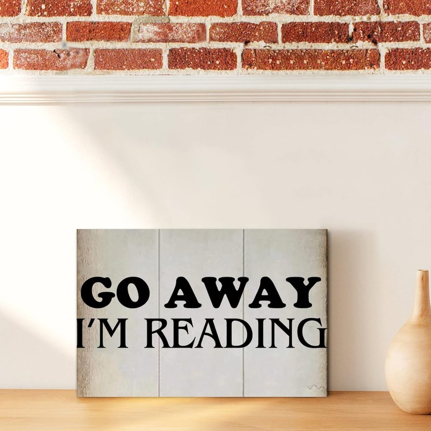 LITTLEGROVE SEEDS Wooden Pallet Sign Go Away I'm Reading Wood Signs with Inspirational Quotes 12x8in Farmhouse Wooden Signs Family Wall Art Decor Wall Hanger for Bedroom Living Room Housewarming Gift