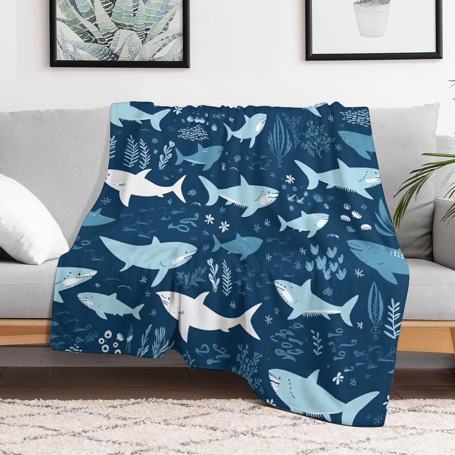 Sharks Blanket Super Soft Lightweight Throw Blanket Cute Cozy Warm Bed Blanket Decorative Fuzzy Blanket All-Season Home Decor Gift for Sofa Couch Living Room 50"*60"（130 * 150cm）