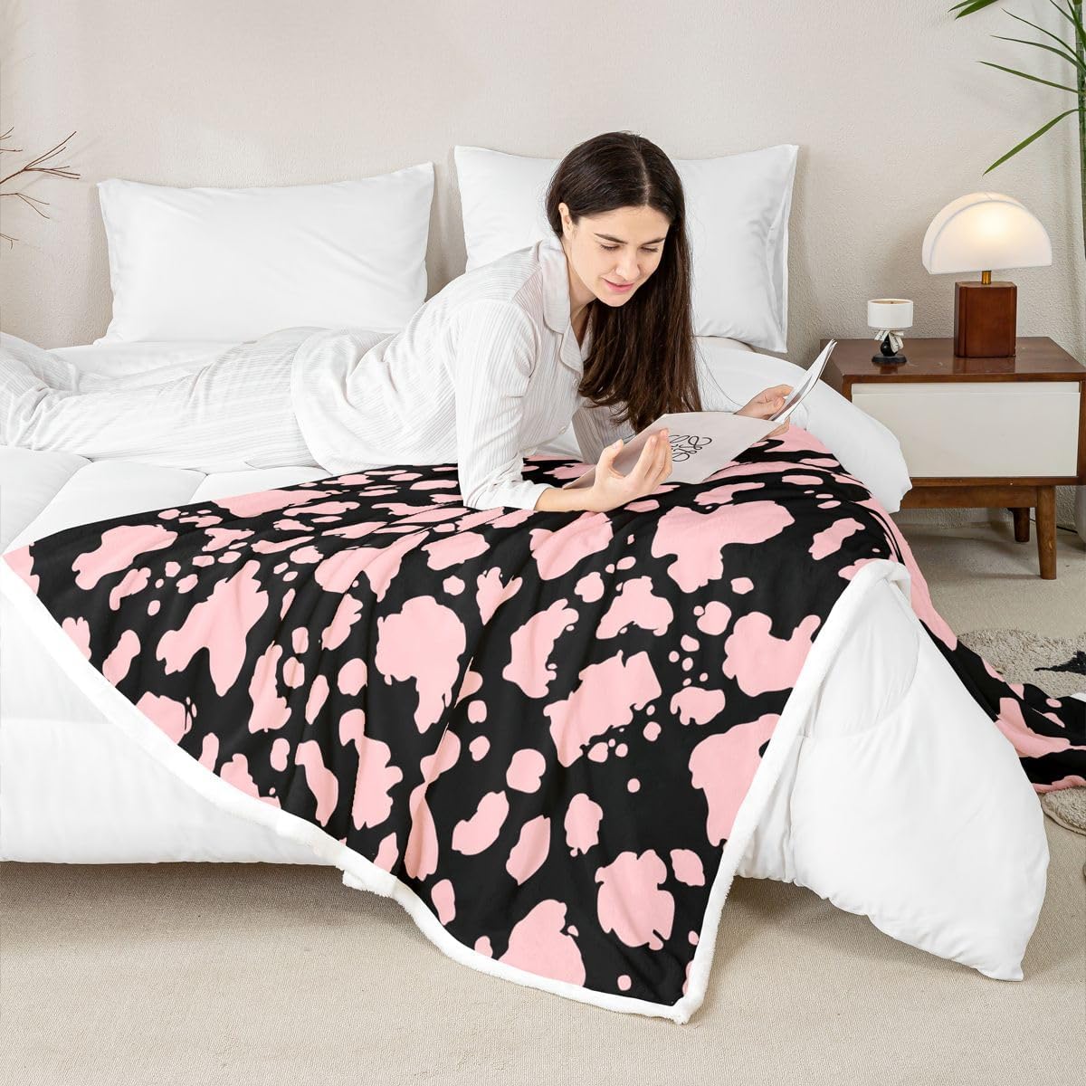 Feelyou Cow Print Sherpa Throw Blanket for Couch Black Pink Super Soft Cozy Fleece Cartoon Milk Cow Blanket for Winter, Plush Throw Animal Twin 60"x80" Farmhouse All Season