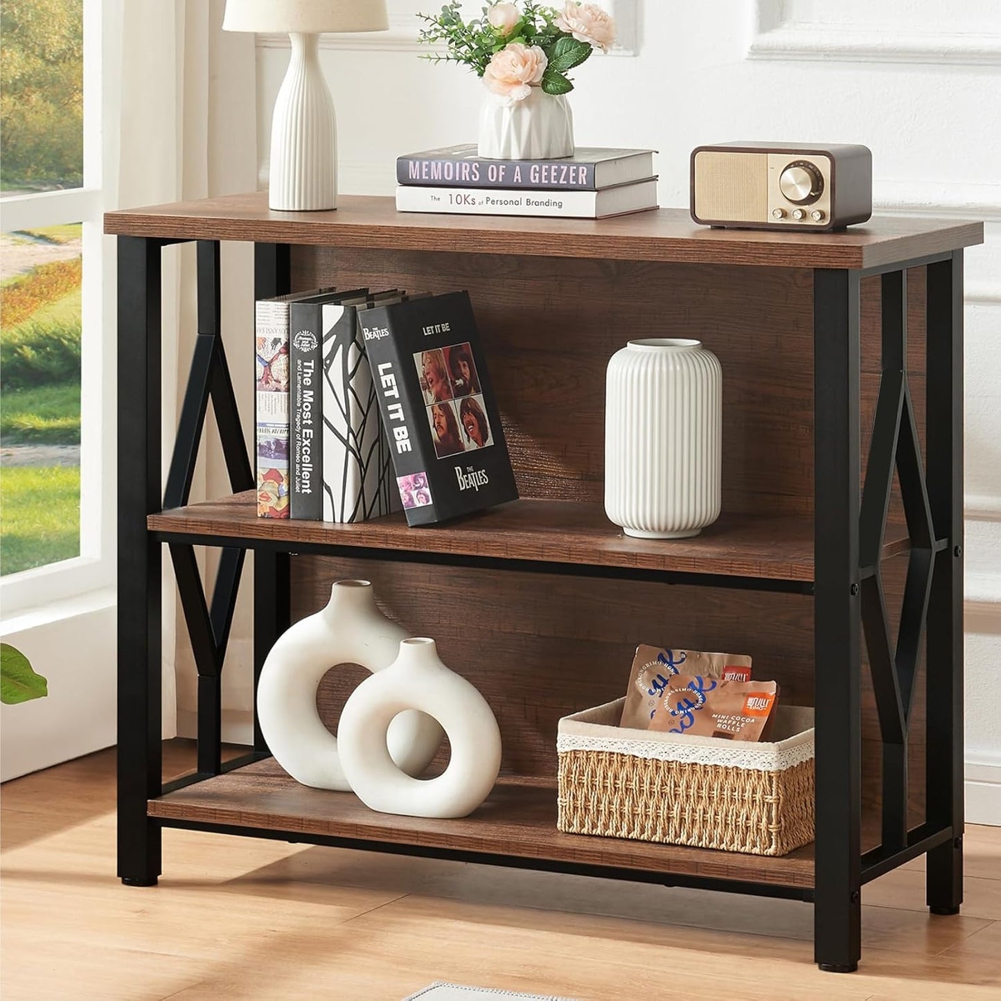 HOMISSUE Bookshelf, 3-Tier Rustic Short Bookshelf, Industrial Shelf Bookcase with Engineered Wood Shelves, Low Bookcase with Storage, Small Shelf for Living Room, Bedroom and Office, Rustic Brown