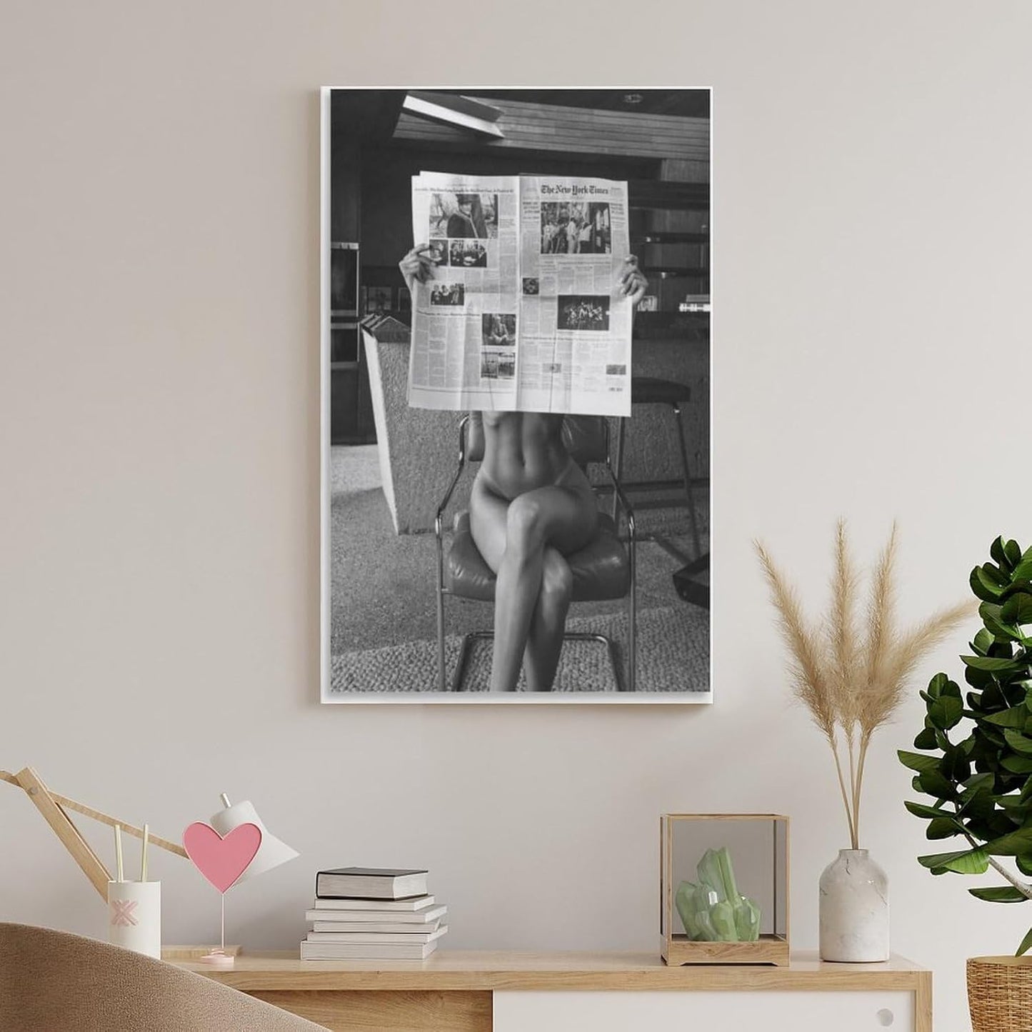 Modern Black And White Wall Art Poster, Woman Reading Art Poster, Man Reading Newspaper Poster Poster Decorative Painting Canvas Wall Art Living Room Posters Bedroom Painting 16x24inch(40x60cm)