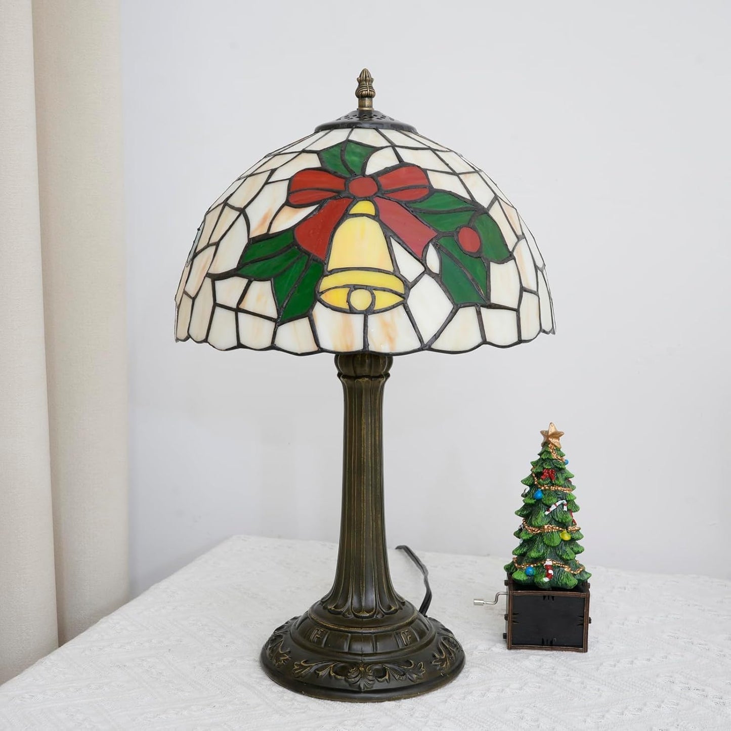 Tiffany Lamp Stained Glass Lamp 12 Inch Yellow Christma Bell Design Warm Color Reading Lamp Suitable For Coffee Shops Dormitories Home Office Deco Tiffany Style Retro Holiday Home Decoration Gift