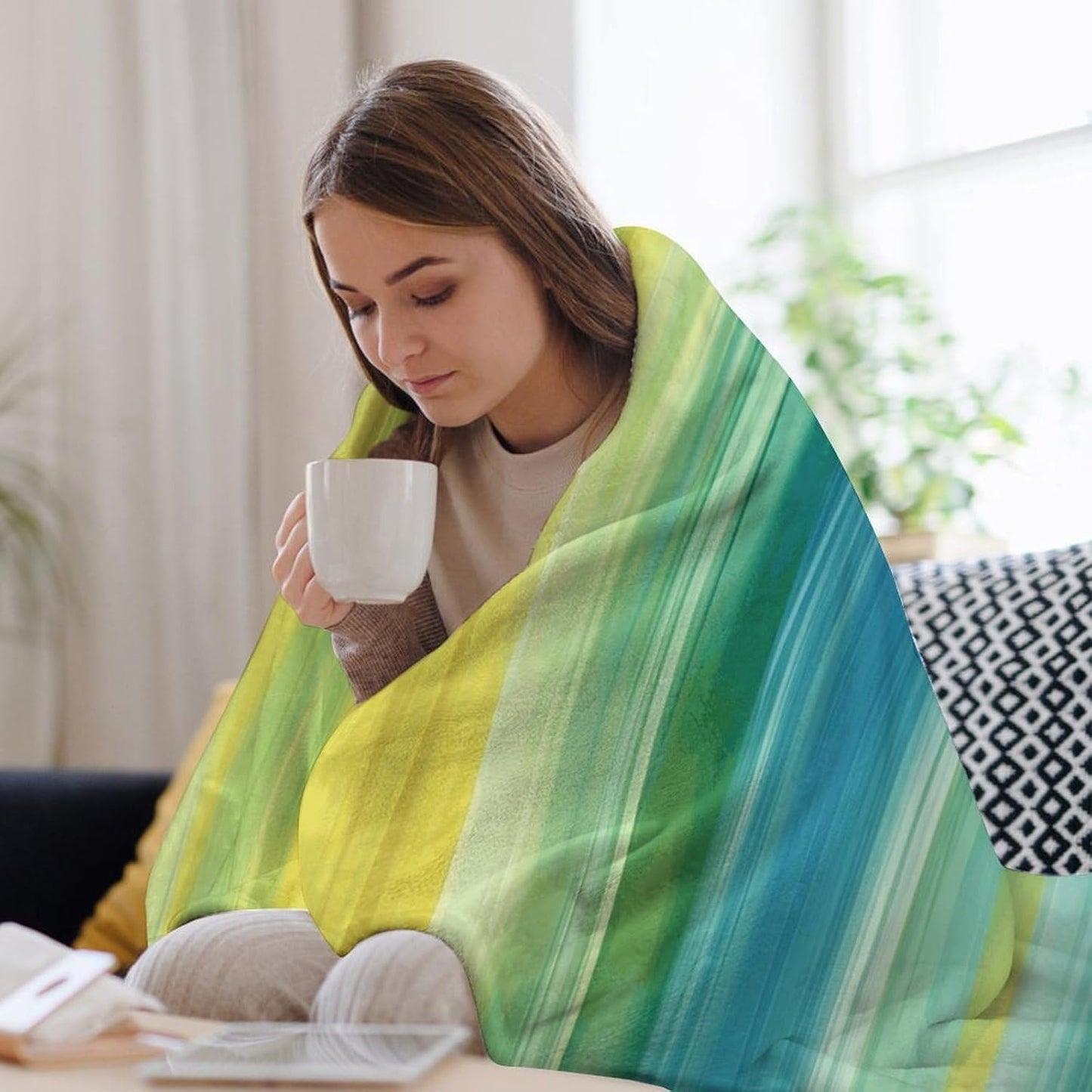 Blue and Green Throw Blanket for Couch Super Soft Warm Lightweight Throw Blankets Cozy Flannel Bed Blanket Cute Decorative Blankets for All Seasons Home Decor Gift 40"*50" （100 * 130cm）