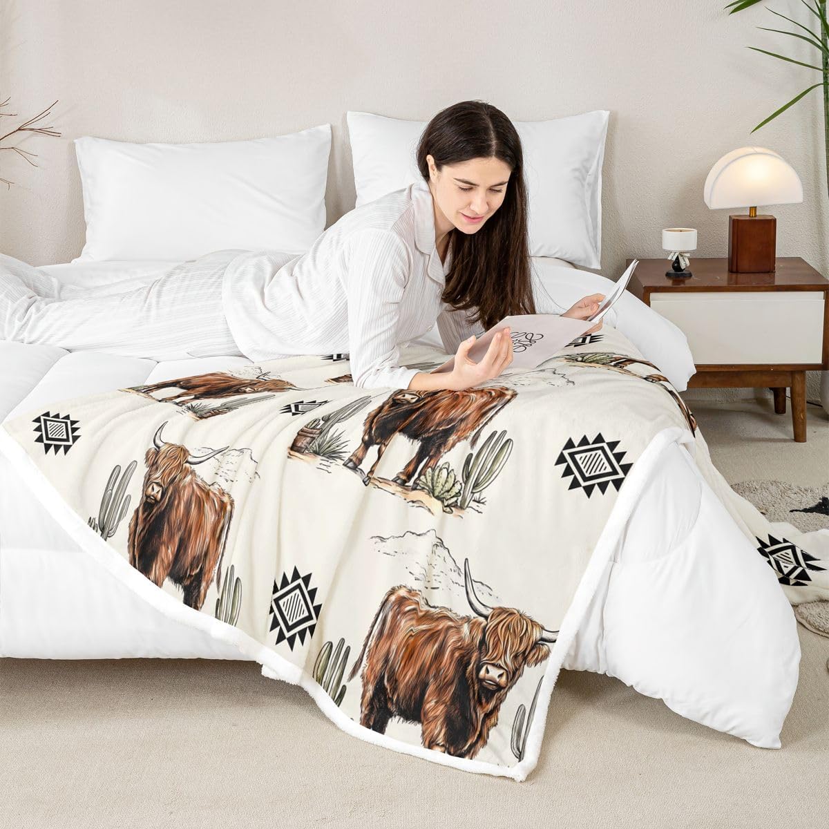 Feelyou Highland Cow Sherpa Throw Blanket for Couch Aztec Super Soft Cozy Fleece Western Decor Blanket for Winter, Plush Throw Cowgirl Throw 50"x60" All Season