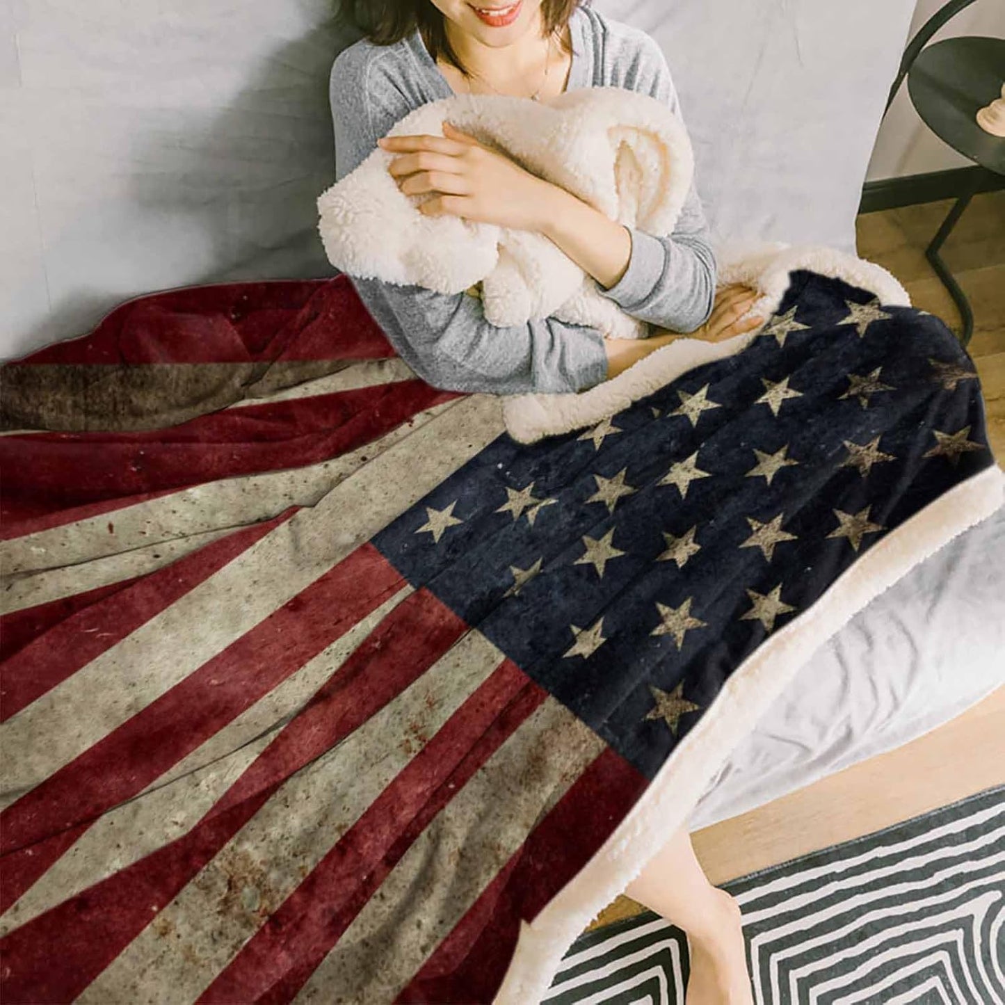 US Flag Sherpa Fleece Blanket, Super Thick and Warm Cozy Luxury Blanket 50"x60", Vintage American Flag Fourth of July Independence Day Themed Bed Blanket, Fluffy Microfiber Throw Blanket for Couch