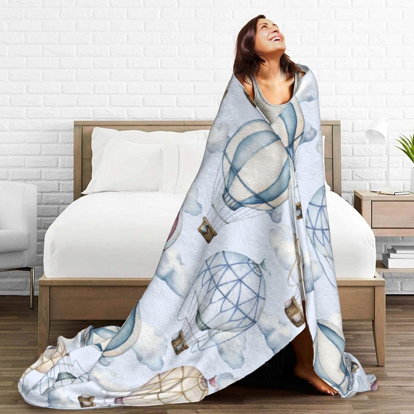 Hot Air Balloons and Clouds Bed Blanket Ultra Soft Throw Blanket All Season Warm Light Weight Cozy Plush Blankets for Home Bedroom Sofa Chair Travel, 50"X40"