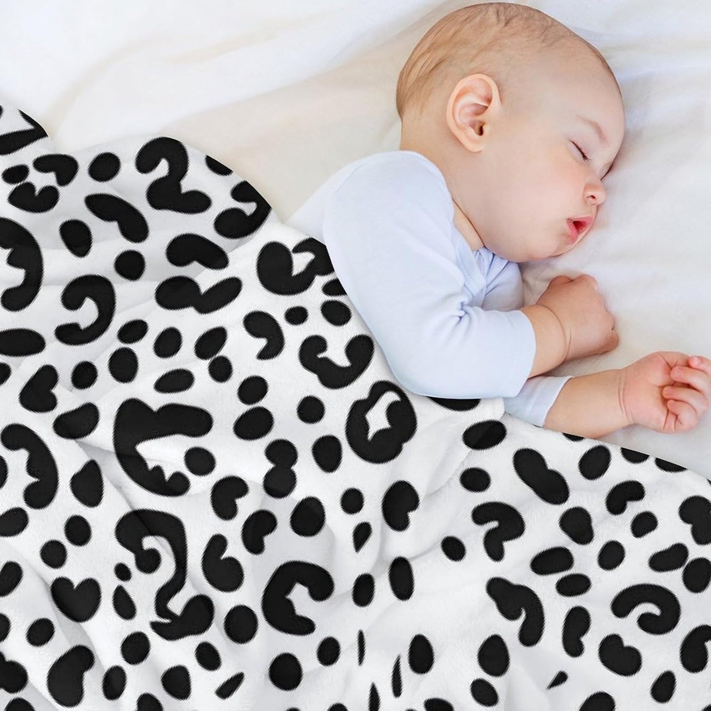 Black and White Leopard Throw Blanket for Couch Bed Plush Cozy Fuzzy Flannel Blanket for All Season 50"x70"