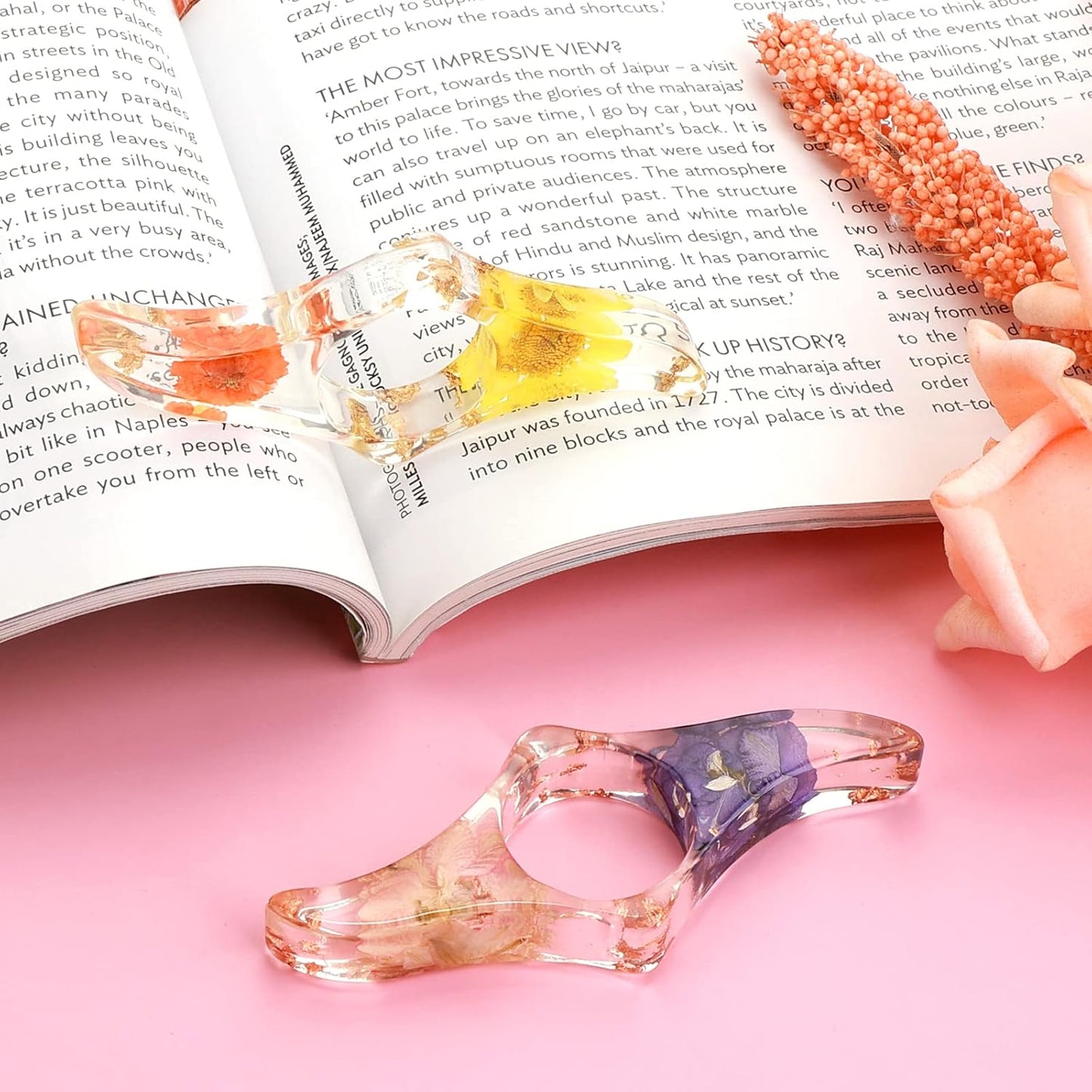 Prasacco 2 Pieces Book Page Holder, Dried Flower Book Holders for Reading Thumb Ring Page Holder Flower Bookmark Reading Accessories for Readers Books Lovers Bookworm Bookmarks (2PCS Style5)