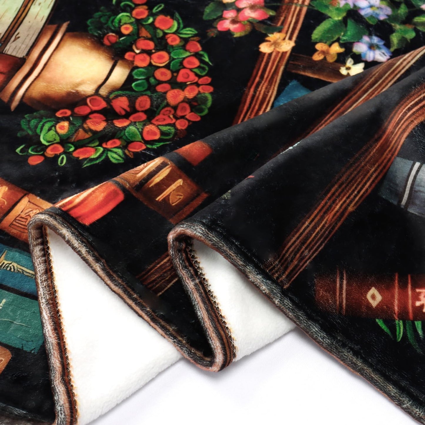 Bookshelf Throw Blanket Vintage Books Blanket for Book Lovers Reading Blankets for Readers Floral Fleece Throw Blanket Super Soft Warm Cozy Flannel Blankets for Couch Sofa Bed 50x60in
