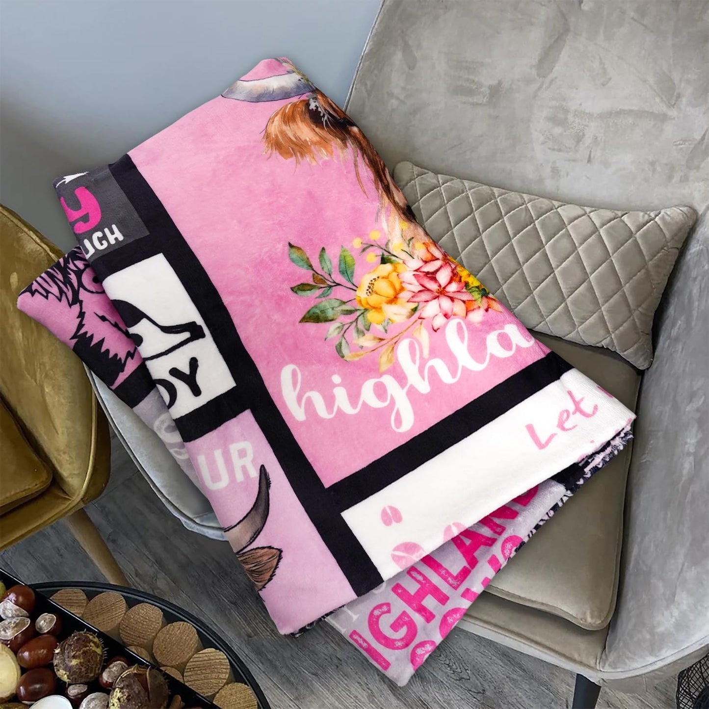 Highland Cow Gift for Women and Kids - Throw Blanket for Cow Lovers - Just A Girl Who Loves Highland Cows bBankets for Couch, Sofa, Bed, Chair 50 x 60 inch