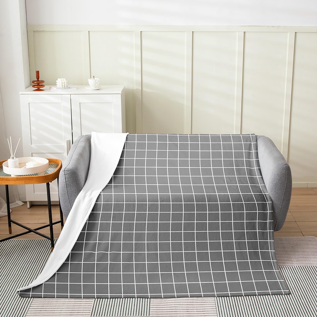 Manfei Grey Plaid All Season Bed Blanket Buffalo Check Plaid Plush Throw Blanket,Classic Gingham Pattern Home Decorative Flannel Blanket Modern Simple Style Blanket for Sofa Couch 60"x80"