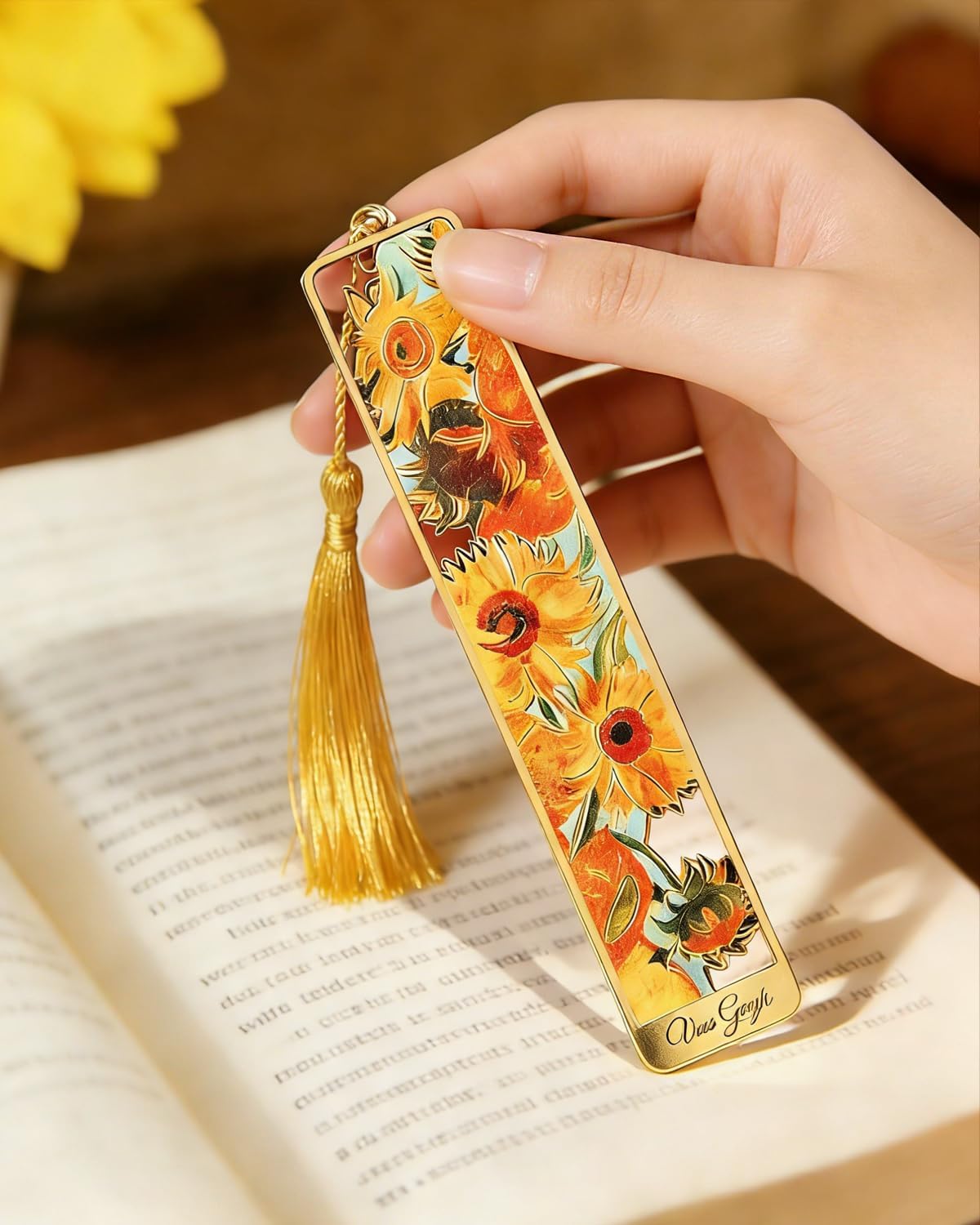 4 Pieces Metal Bookmarks with Tassel, Golden Hollow Bookmark Van Gogh Monet Oil Painting Theme Book Marker for Book Lovers Writers Readers Children Teens Men Women Adults