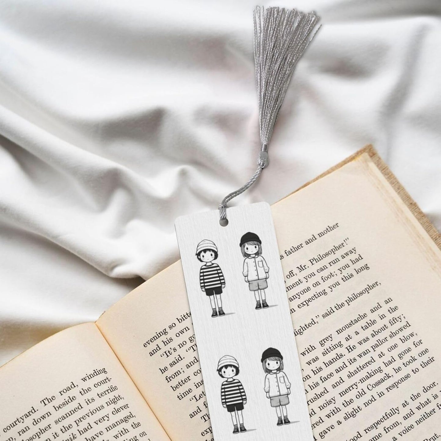 Illustration Bookmarks Gifts for Women Men, Wooden Bookmarks for Book Lovers, Vintage Book Marks Ornaments with Tassel, Unique Personalized Reading Page Markers Gray