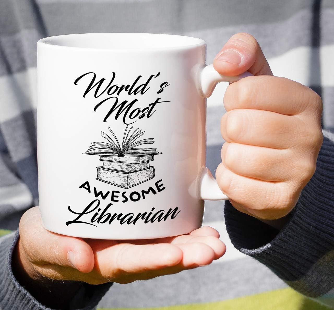 Retreez Funny Mug - World's Most Awesome Librarian 11 Oz Ceramic Coffee Mugs - Funny, Sarcasm, Sarcastic, Motivational, Inspirational birthday gifts for friends, coworkers, siblings, dad or mom