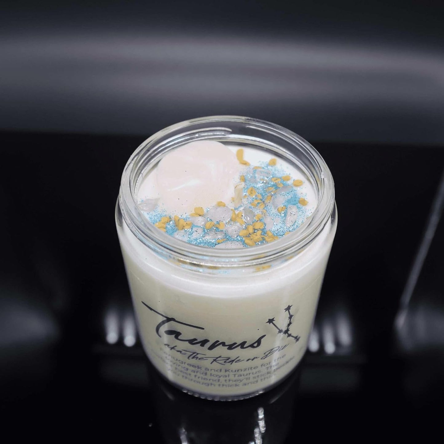 BlkGrlMagick TAURUS Zodiac Crystal Candle, White Tea Leaves Scent Kunzite, Rose Quartz, Fenugreek, Handmade April May Birthday Candles, Astrology Gifts for Sun Moon Rising Sign (16oz Jar)