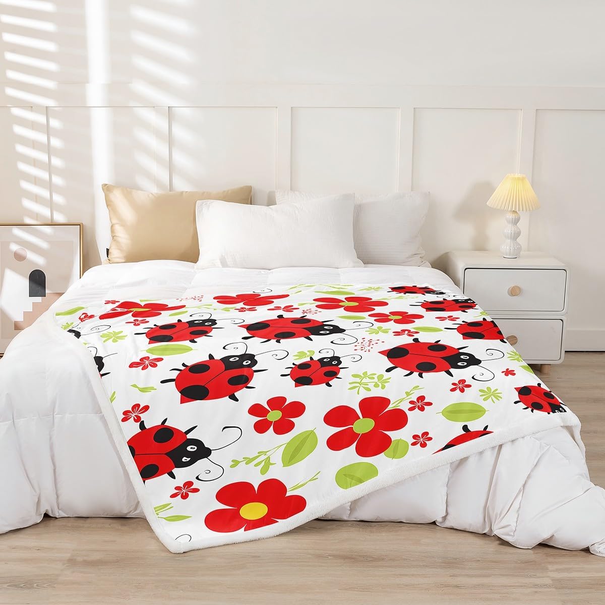 Feelyou Ladybug Fleece Throw Blanket Botanical Floral Floral Printed Sherpa Blanket for Kids Boys Girls Flying s Plush Blanket Cartoon Animal Decor for Sofa Bed Couch,Baby 30x40 Inch