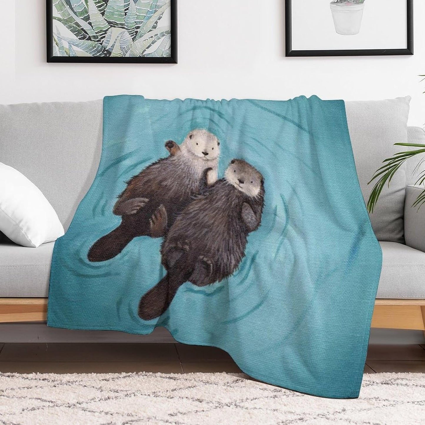 Otters Holding Hands Throw Blanket for Couch Super Soft Warm Lightweight Throw Blankets Cozy Flannel Bed Blanket Cute Decorative Blankets for All Seasons Home Decor Gift 50"*60"（130 * 150cm）