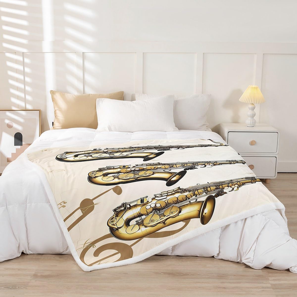 Feelyou Music Sherpa Blanket Saxophone Plush Blankets and Throws for Kids Boys Girls Melody Notes Fleece Throw Blanket Classical Musical Instrument Quilt Cover 60" x 80"