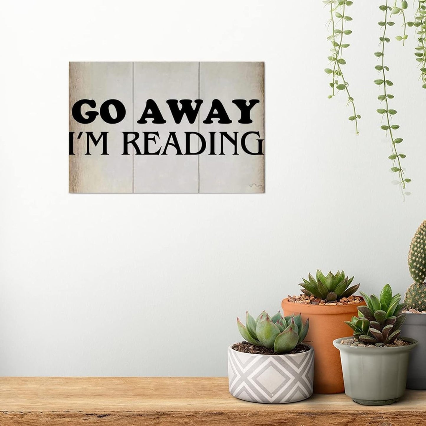 LITTLEGROVE SEEDS Wooden Pallet Sign Go Away I'm Reading Wood Signs with Inspirational Quotes 12x8in Farmhouse Wooden Signs Family Wall Art Decor Wall Hanger for Bedroom Living Room Housewarming Gift