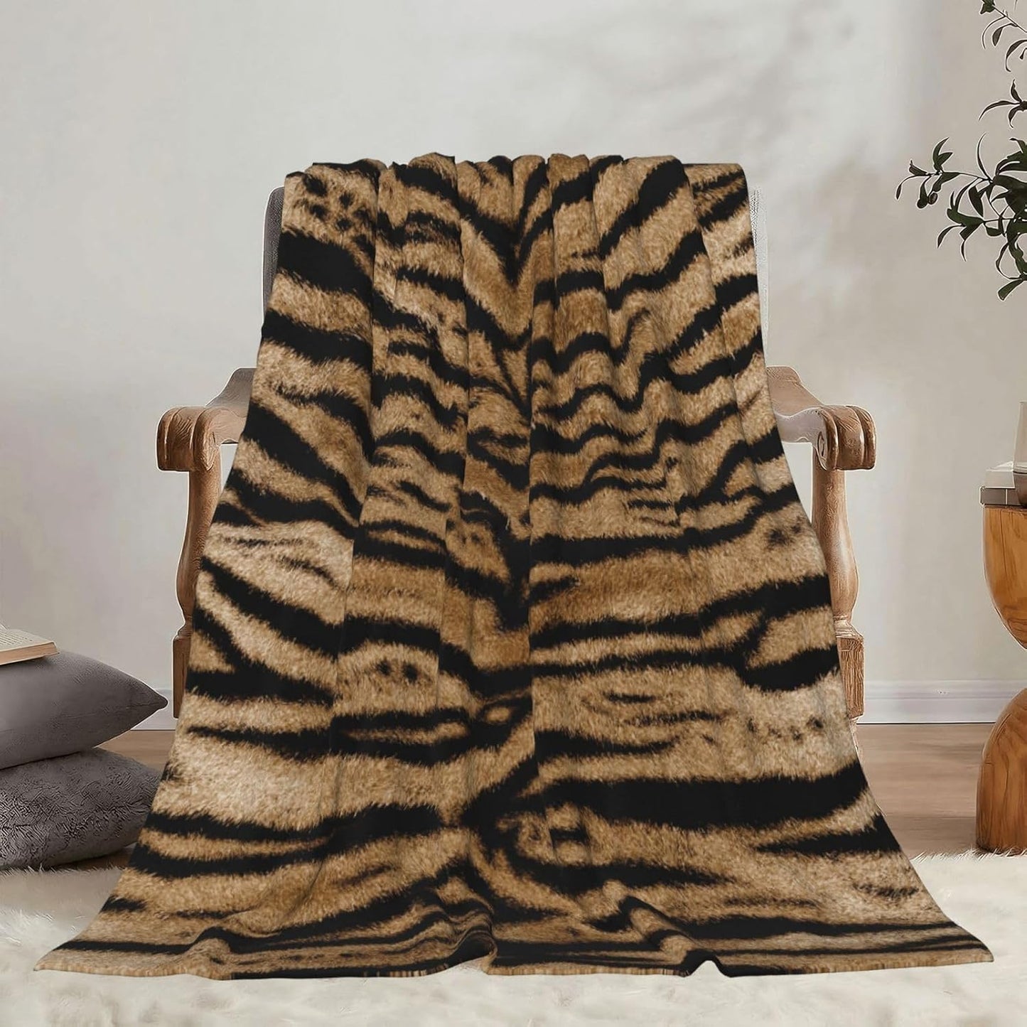 Tiger Print Throw Blankets All Season Ultra Soft Warm Fleece Blanket for Home Bed Sofa Couch Chair Outdoor Travel Camping 80x60 Inch