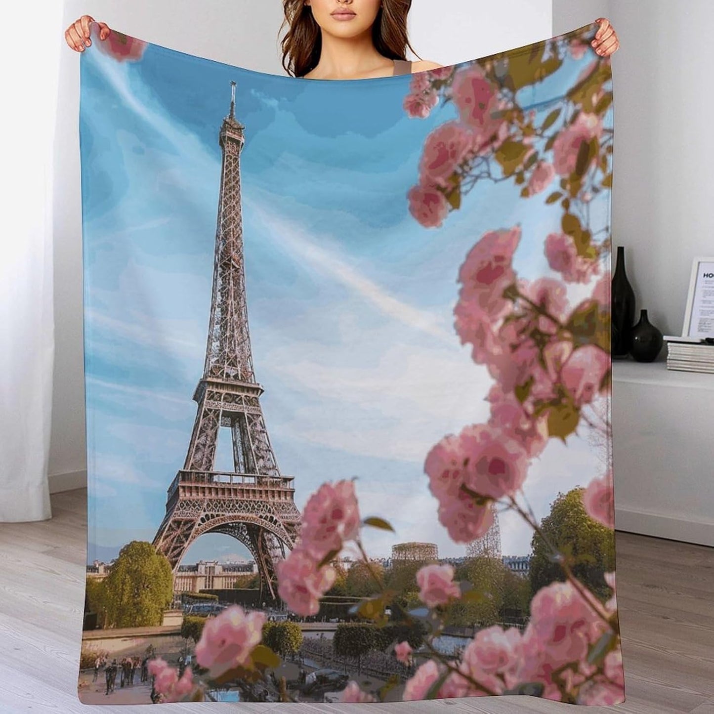 Paris Eiffel Tower with Flowers Blanket Super Soft Lightweight Throw Blanket Cute Cozy Warm Bed Blanket Decorative Fuzzy Blanket All-Season Home Decor Gift for Sofa Couch Living Room 40"*50" （100*130c
