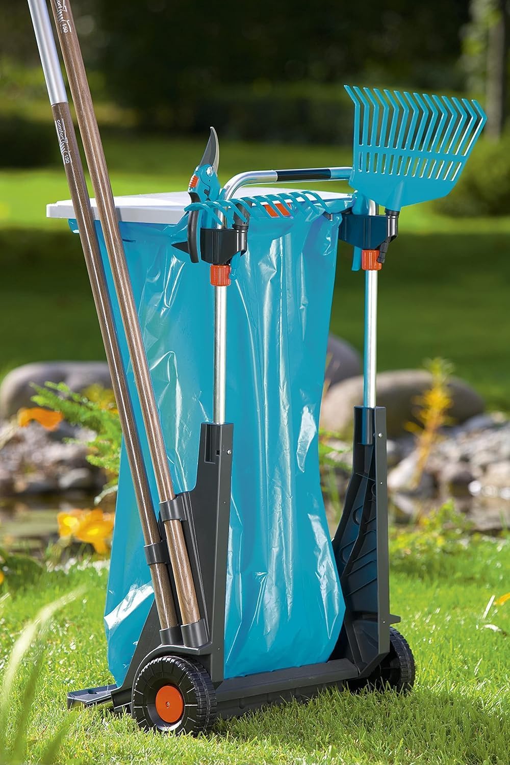 Gardena Garden Mobil: Versatile Trolley for The Garden, with Integrated sackcarrow, Lawn Gear Wheels, with lid and Garbage Bag (232-20)