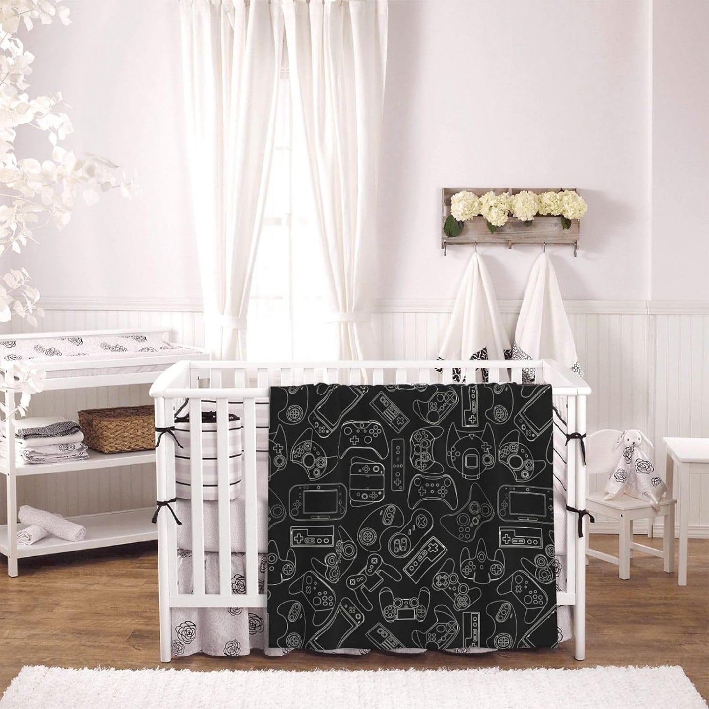 Perinsto Video Game Controller Black Throw Blanket Ultra Soft Warm All Season Gaming Theme Decorative Fleece Blankets for Bed Chair Car Sofa Couch Bedroom 80"X60"