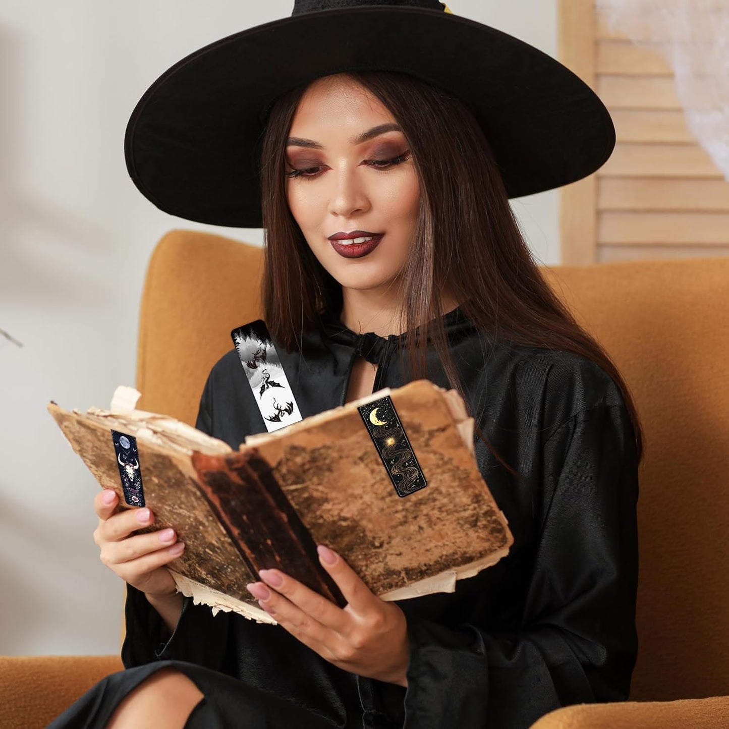 Dark Fantasy Magnetic Bookmarks: 30 Pcs Gothic Witchy Moon Book Mark Clips for Book Lovers, Dark Academia Page Marker for Reading Women Men, Bookish Gifts for Birthday Halloween School Office Supplies