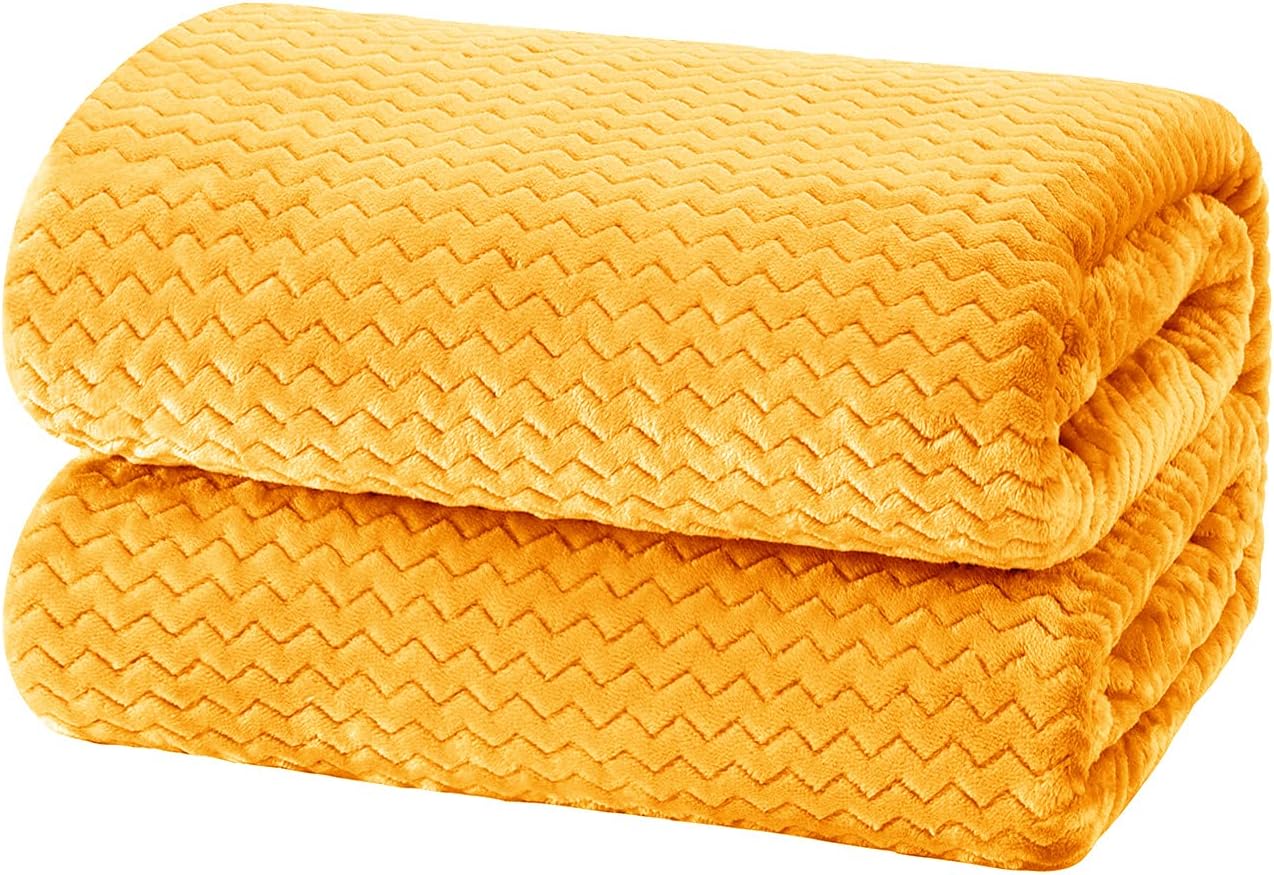 Whale Flotilla Breathable Fleece Twin Size Blanket for Bed(90x66 Inch), Super Soft Fuzzy Blankets for All Season, Lightweight and Fluffy, Yellow(Chevron)