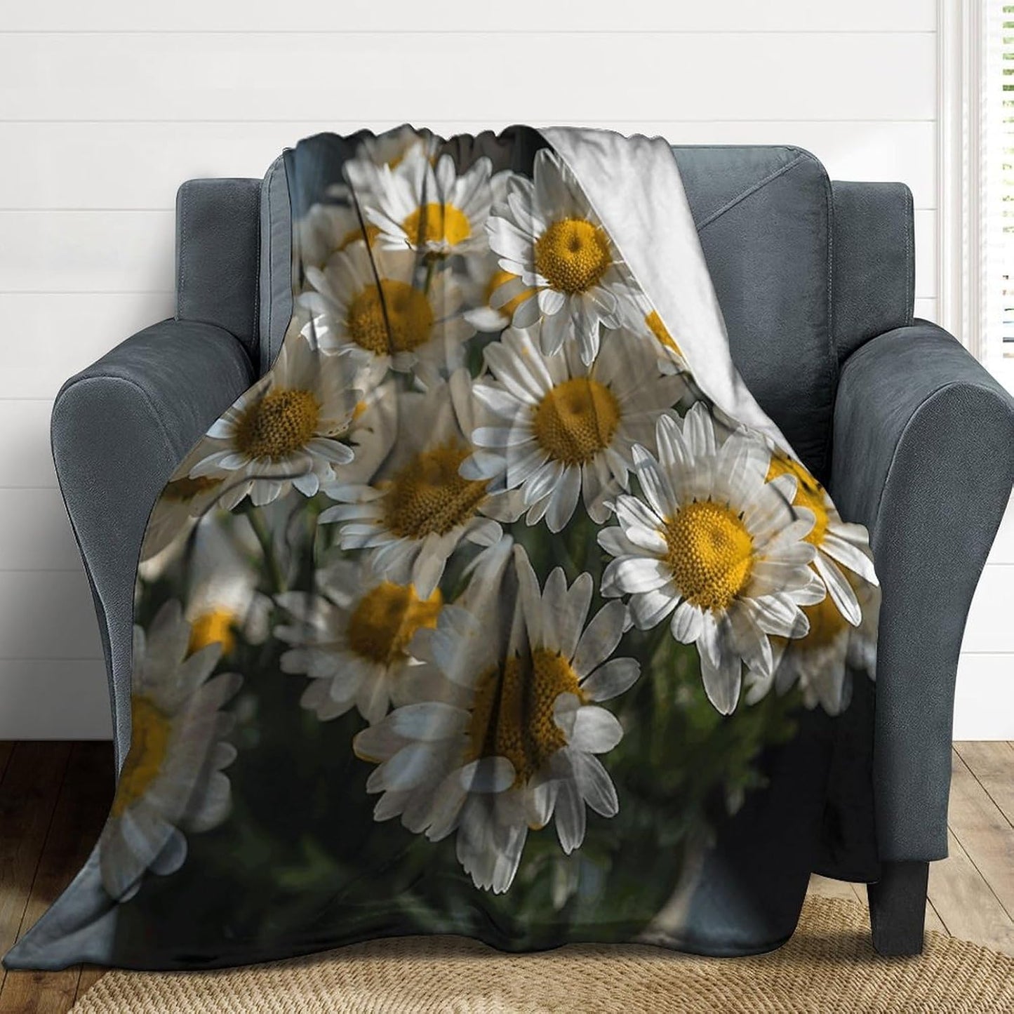 Handful of Daisies Throw Blanket for Couch Super Soft Warm Lightweight Throw Blankets Cozy Flannel Bed Blanket Cute Decorative Blankets for All Seasons Home Decor Gift 30"*40"（76 * 100cm）