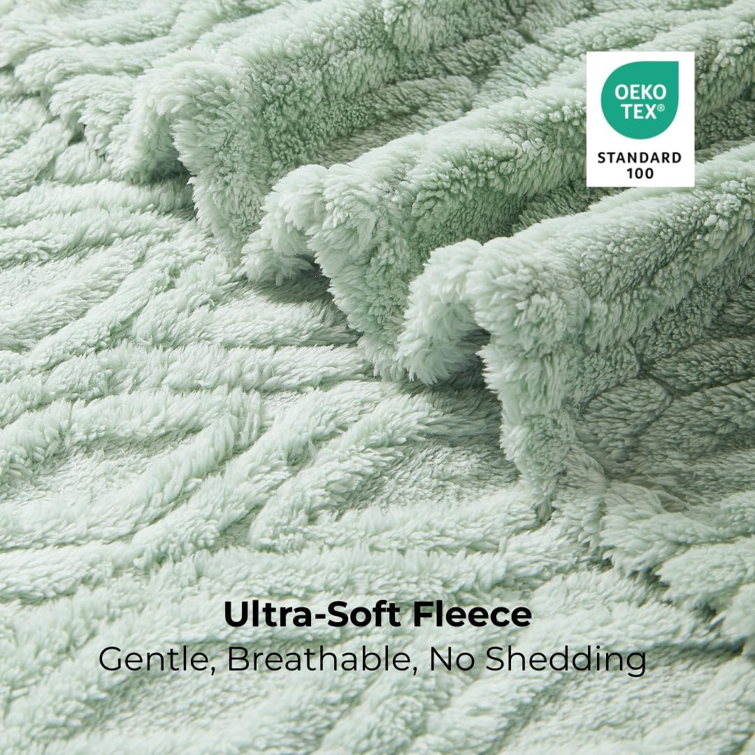 The Seacliff Blanket Twin Size 60x80, Palm Sage Green – Lightweight Soft Fleece Blanket for Couch or Bed, Breathable All Season, Coastal Wave Texture