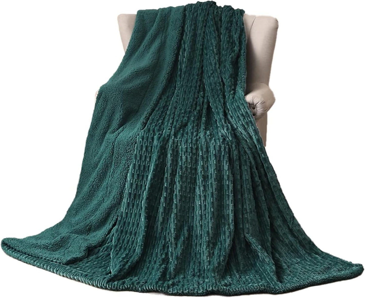 Sherpa Fleece Throw Blanket for Couch, Cozy Soft Warm Reversible Blankets for Bed and Sofa, 3D Jacquard Thick Fuzzy Plush Decorative Throw Blanket for All Seasons, Green, 50x60 Inches