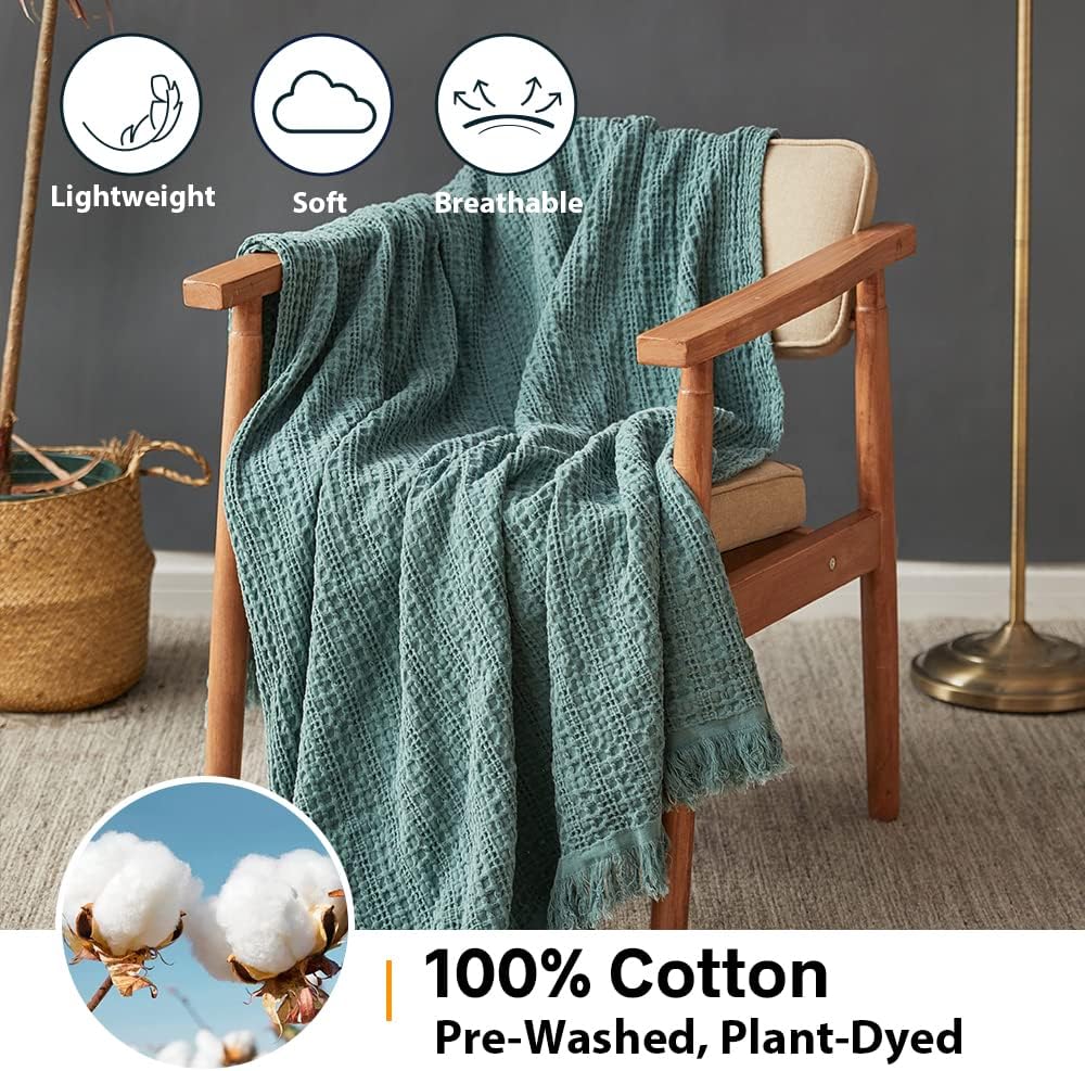 Simple&Opulence 100% Cotton Throw Blanket for Couch, Bed, Waffle Weave Cable Knit Blanket with Tassels, Soft Lightweight Pre-Washed Breathable Cozy Blanket Farmhouse Decoration for All-Season (Green)