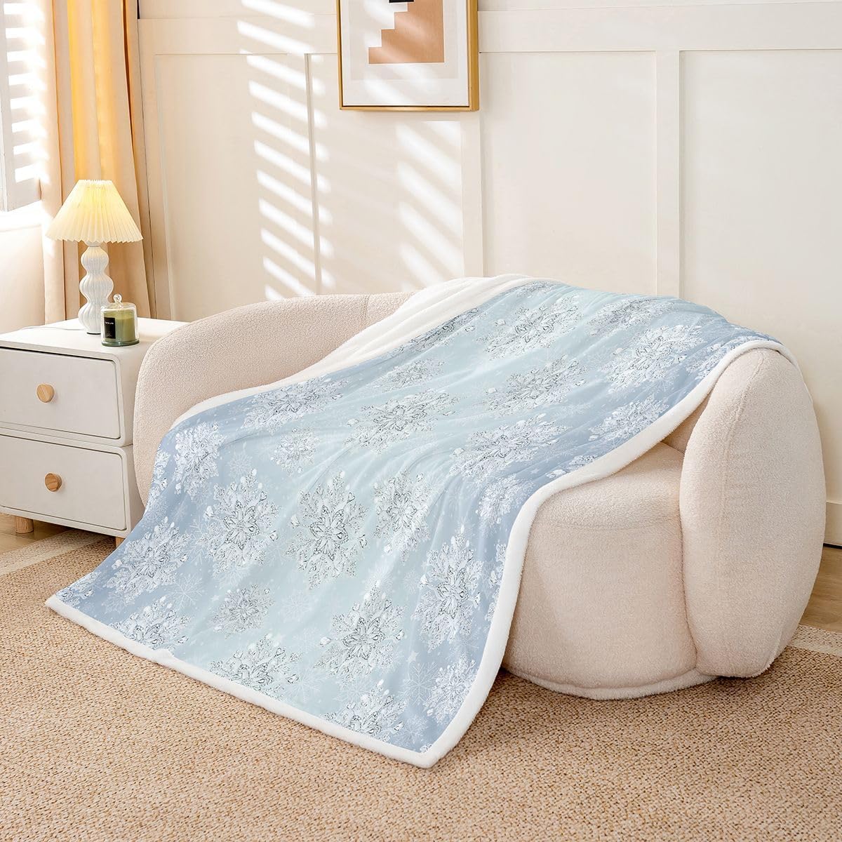 Feelyou Christmas Snowflake Sherpa Throw Blanket Throw 50"x60" Glitter Snowflake Fleece Throw Blanket for Kids Boys Girls Bedroom Decor Blue Xmas Plush Blanket Women Men Fuzzy Blanket