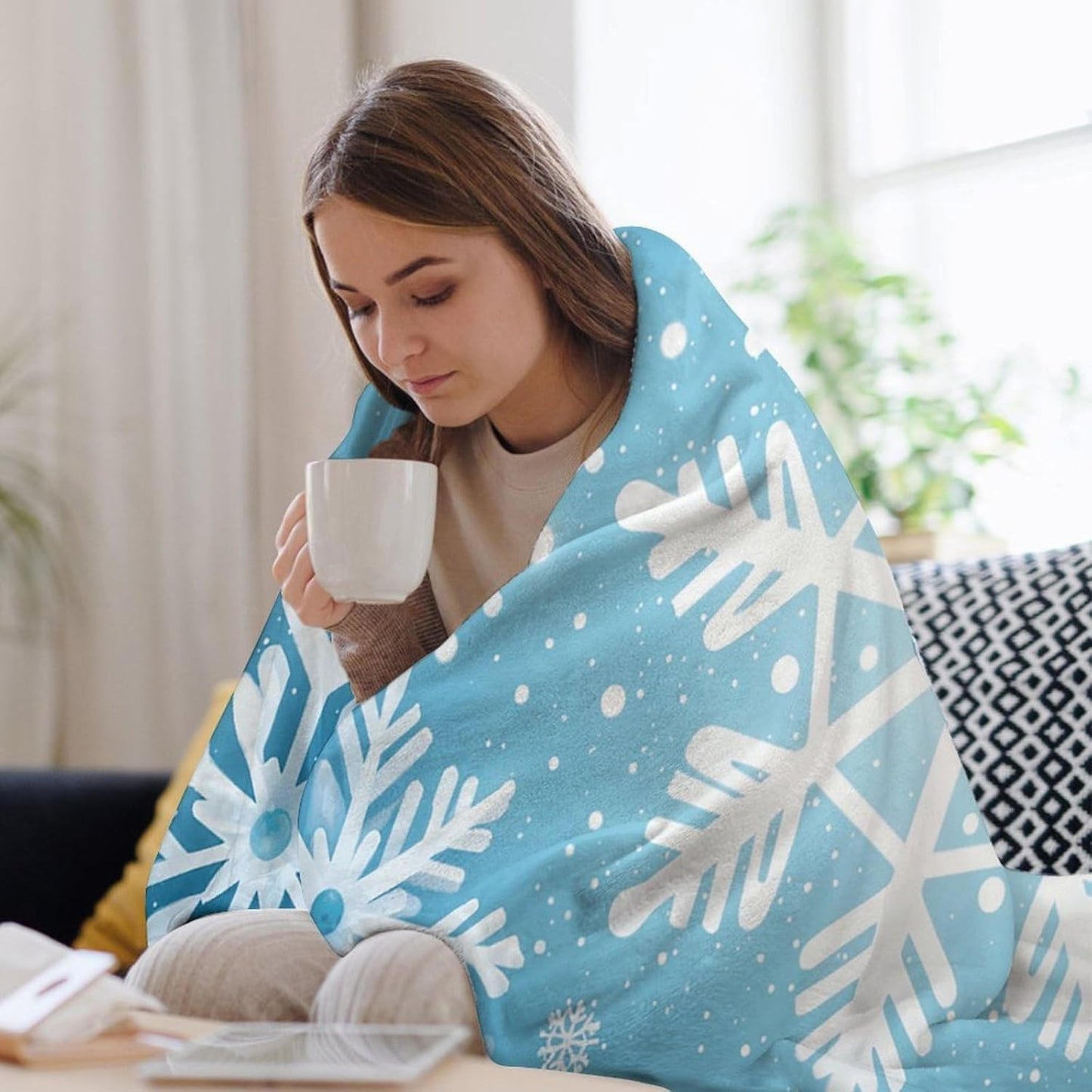 Winter Snowflake Blanket Super Soft Lightweight Throw Blanket Cute Cozy Warm Bed Blanket Decorative Fuzzy Blanket All-Season Home Decor Gift for Sofa Couch Living Room 30"*40"（76 * 100cm）